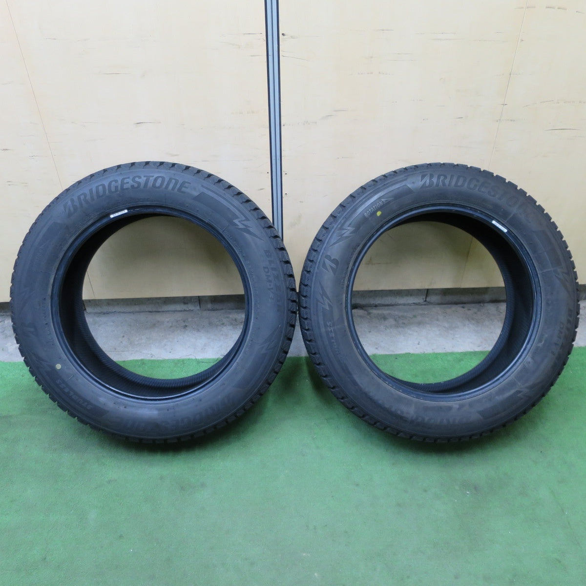 2本価格！23年★スタッドレス 225/60R18 ブリヂストン ブリザック DM-V3 タイヤ 18インチ レクサス NX ハリアー RAV4 等★6020902ナスタ