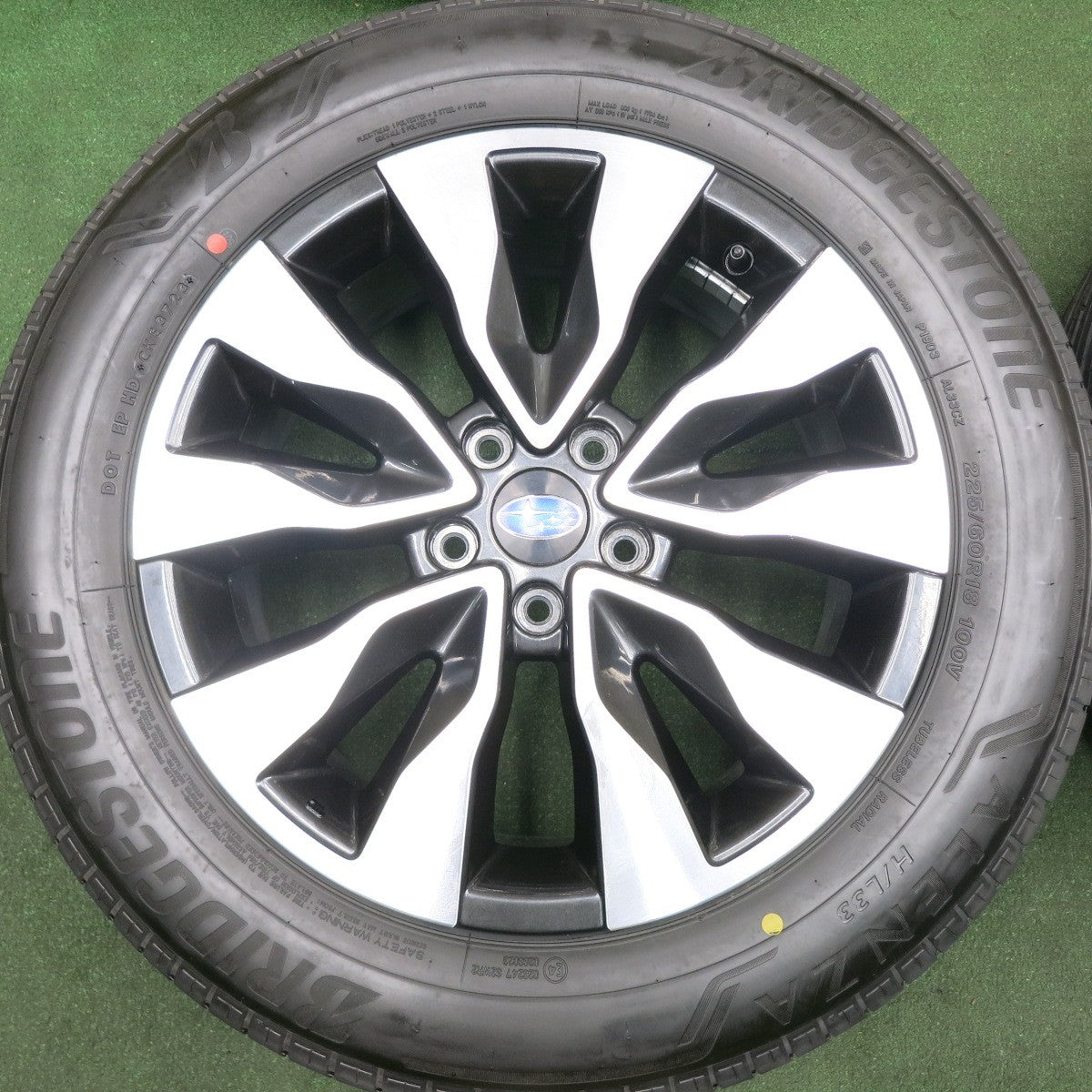 *送料無料* 新車外し！23年★スバル レガシィ アウトバック 純正 225/60R18 ブリヂストン アレンザ H/L33 18インチ PCD114.3/5H★4052603HAノ