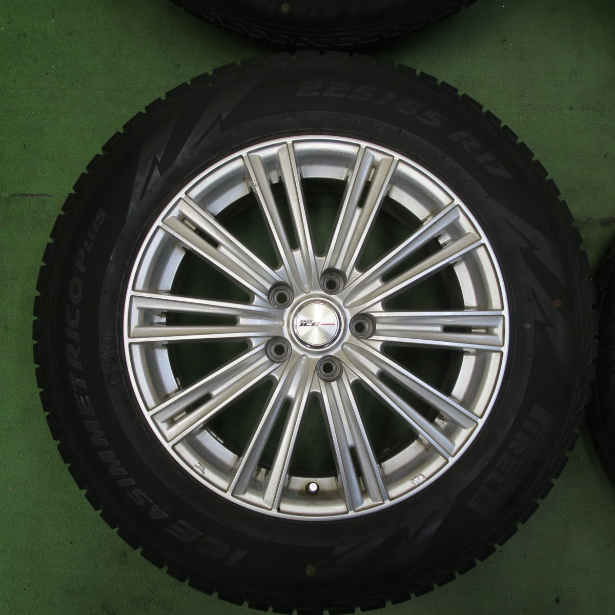 4本価格★スタッドレス 225/65R17 ピレリ アイスアシンメトリコ プラス JOKER ICE ジョーカー アイス 17インチ PCD114.3/5H★5081302TTス