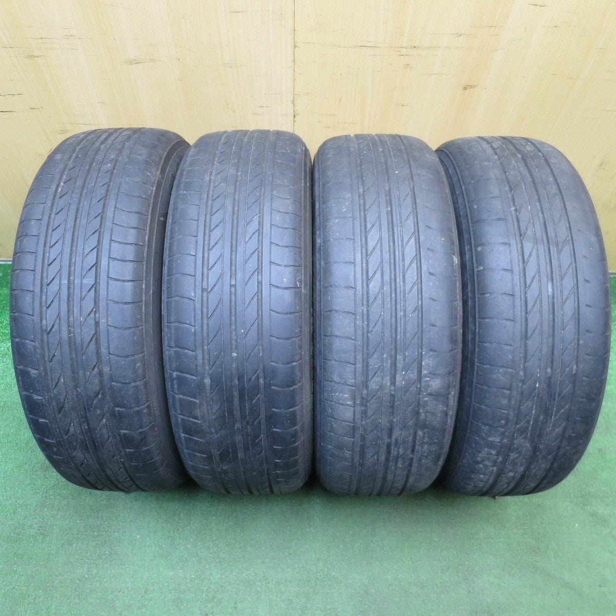 4本価格★ホンダ GP7 フィット シャトル 純正 185/60R15 ヨコハマ ブルーアース E50 E50J 15インチ PCD100/4H★6040801NJノ