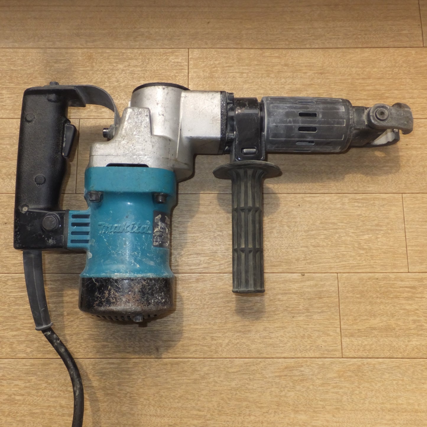 [送料無料] ★マキタ makita 電動ハンマ HM0810　100V～ 11A 50-60Hz 1050W★