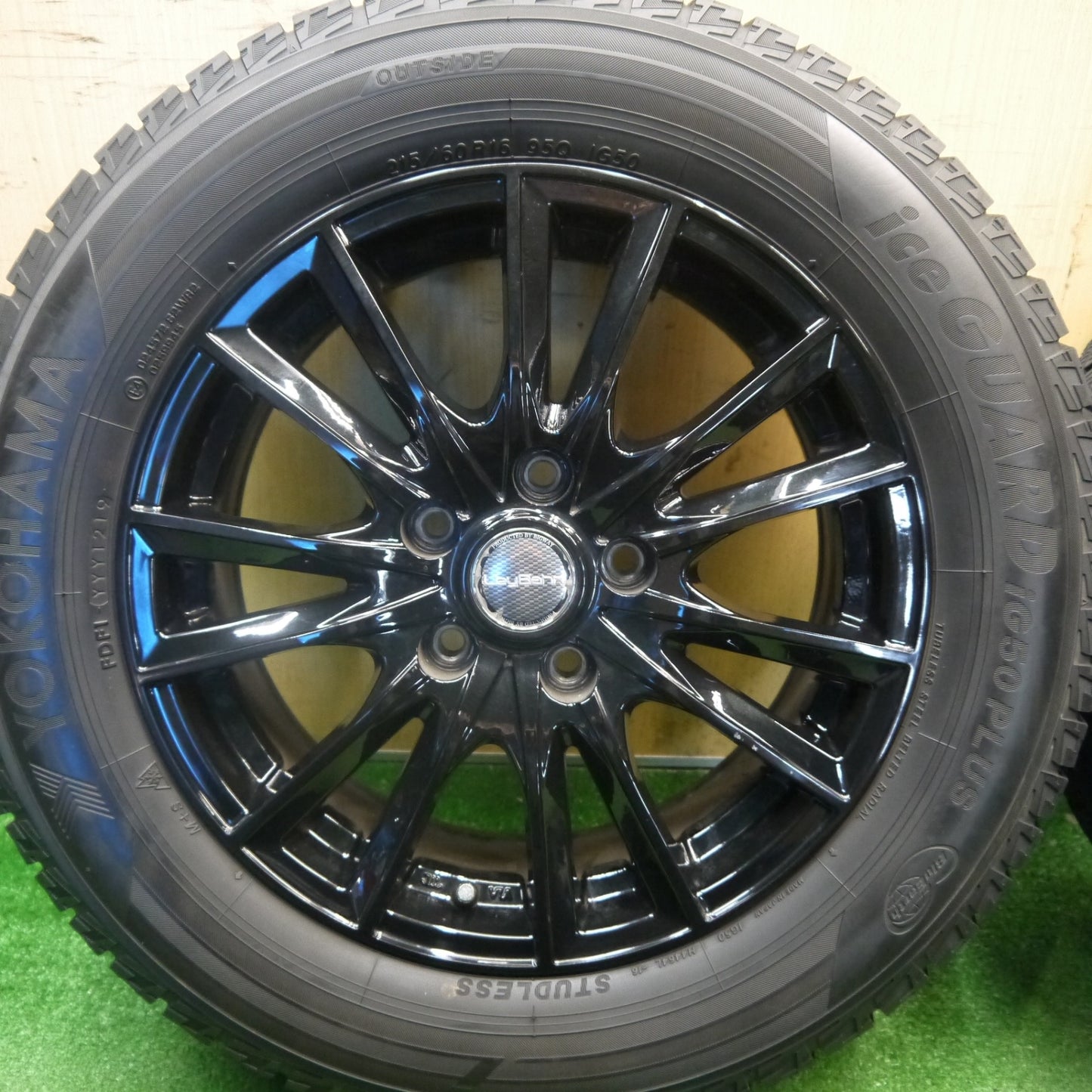 バリ溝！キレイ！8.5分★スタッドレス 215/60R16 ヨコハマ アイスガード iG50 プラス LeyBahn GBX レイバーン 16インチ PCD114.3/5H★6040602Hス