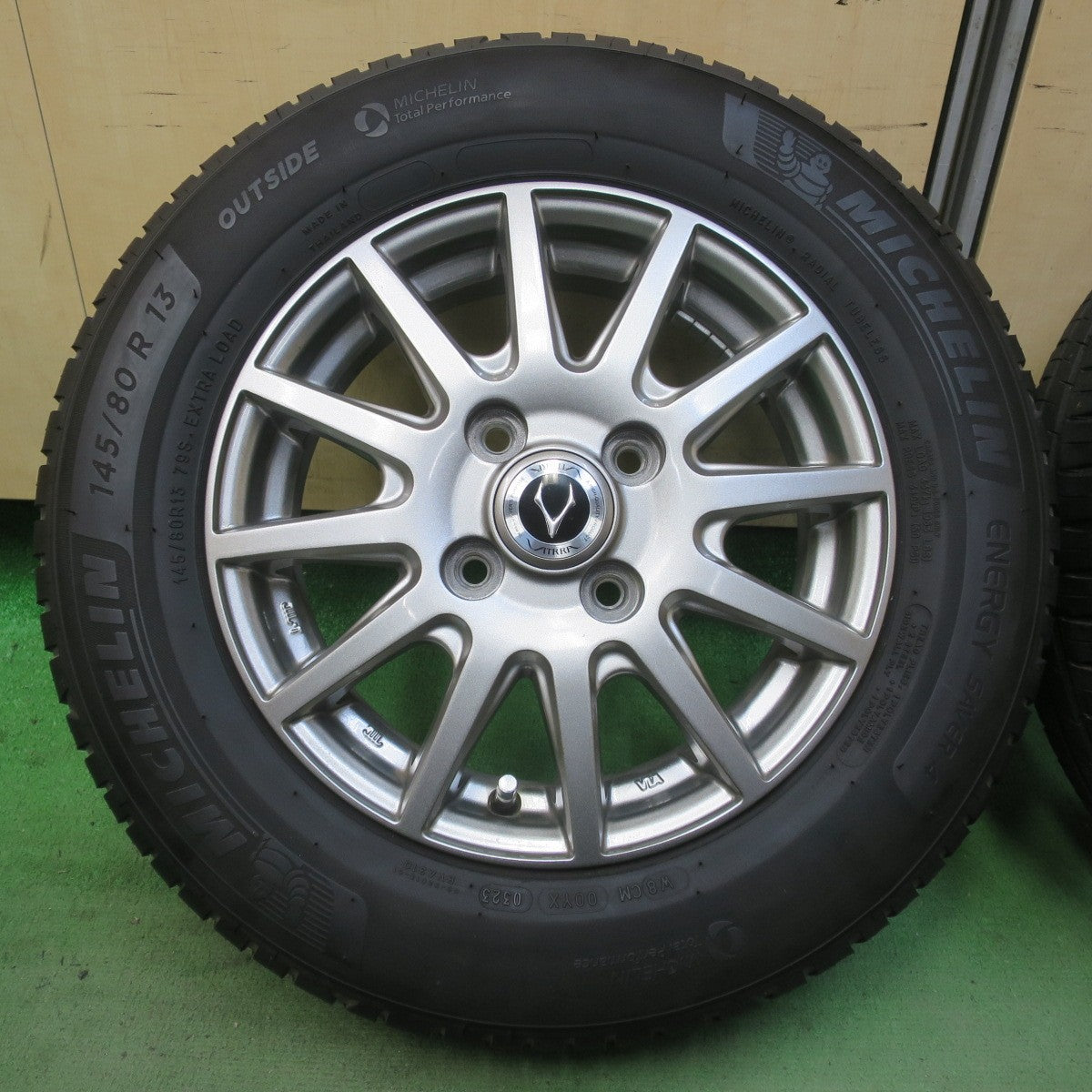 キレイ！23年★145/80R13 ミシュラン エナジーセイバー4 VATRRA バトラ 13インチ PCD100/4H★6043008イノ