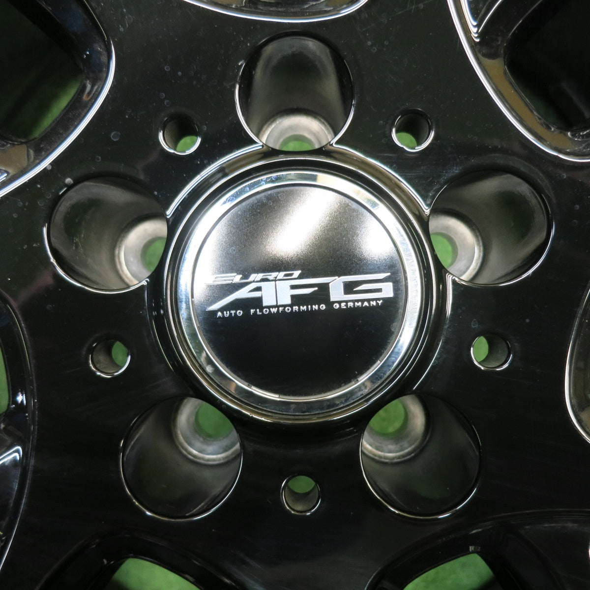 バリ溝！22年！キレイ！9.5分以上★アウディ 等 EURO AFG 235/65R17 スタッドレス ダンロップ ウインターマックス SJ8 SJ8+ 17インチ PCD112/5H★5051204NJス