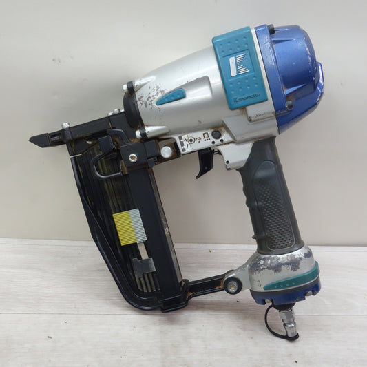[送料無料] ☆カネマツ 常圧 フロア タッカ KTZ-1150KF 釘打ち機 タッカー エア 工具☆