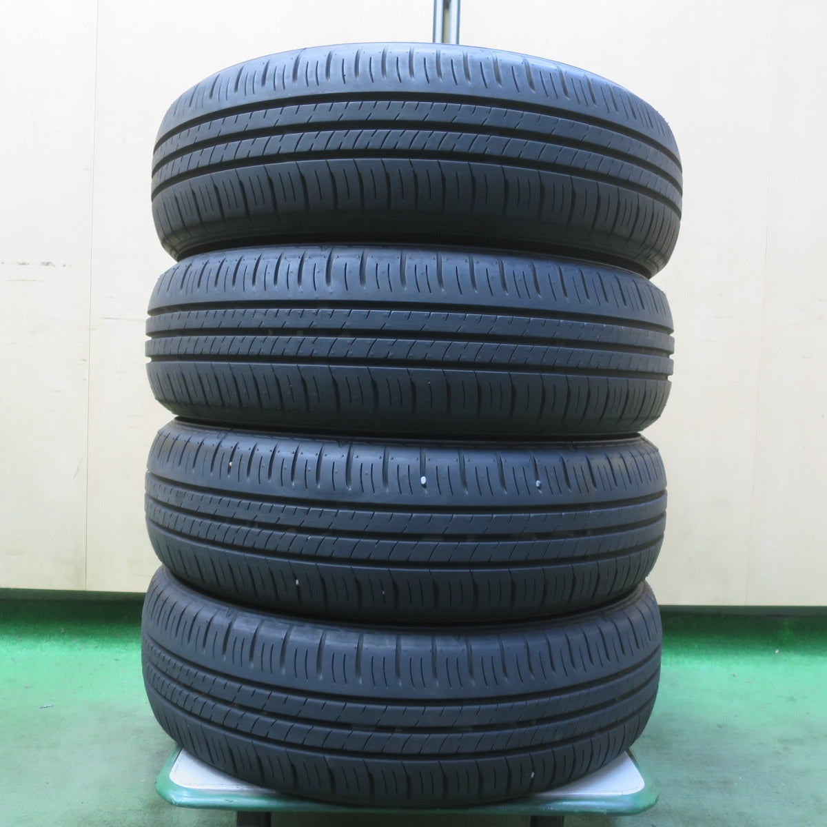 ほぼ新車外し！26年◎165/65R15 ダンロップ エナセーブ EC300+ タイヤ 15インチ タフト ソリオ デリカ D:2 等◎6082402イノタ