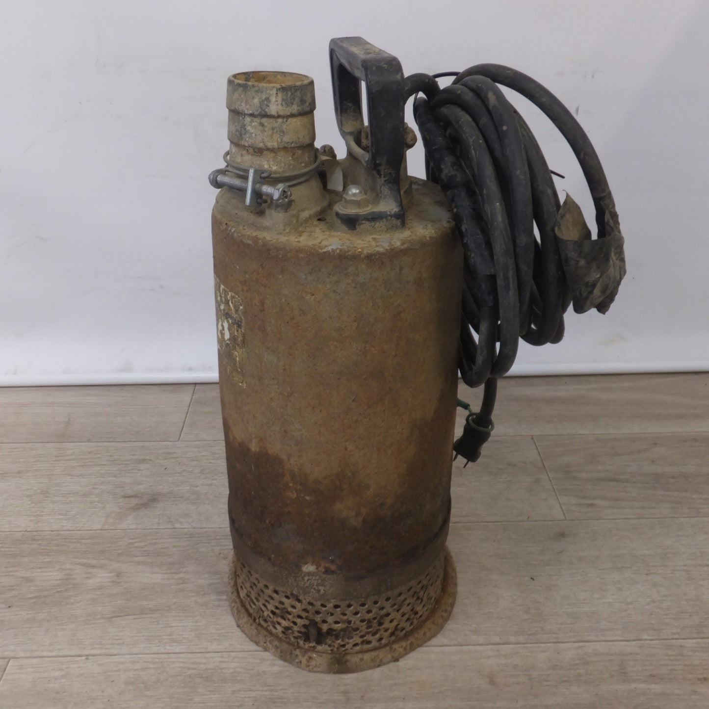 [送料無料] 現状品★鶴見製作所 ツルミ スターベビーポンプ LB-400　口径 50mm 全揚程 8m　100V 580W 60Hz★