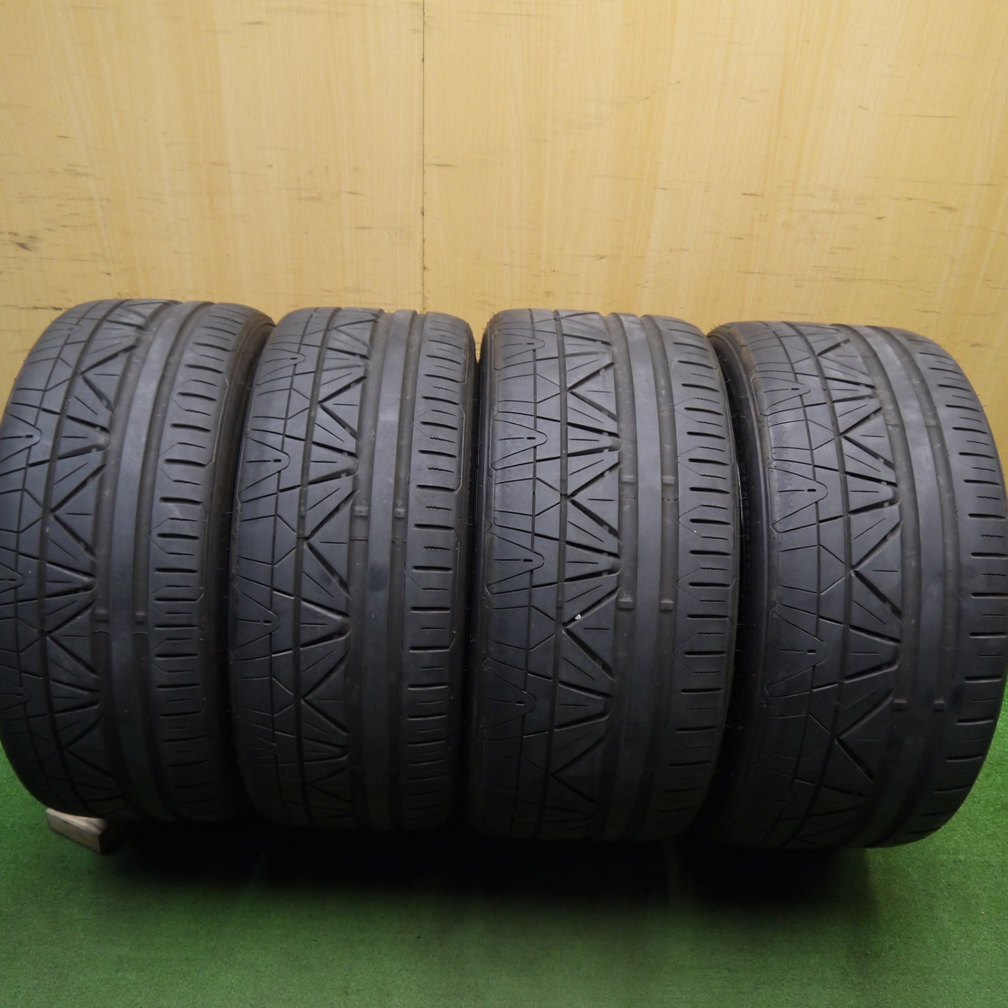 [送料無料] センサー付！バリ溝！22年！9.5分★スープラ 等 WedsSport RN-05M 255/35R19 275/35R19 ニットー iNVO 19インチ ウェッズスポーツ PCD112/5H★5040107Hノ