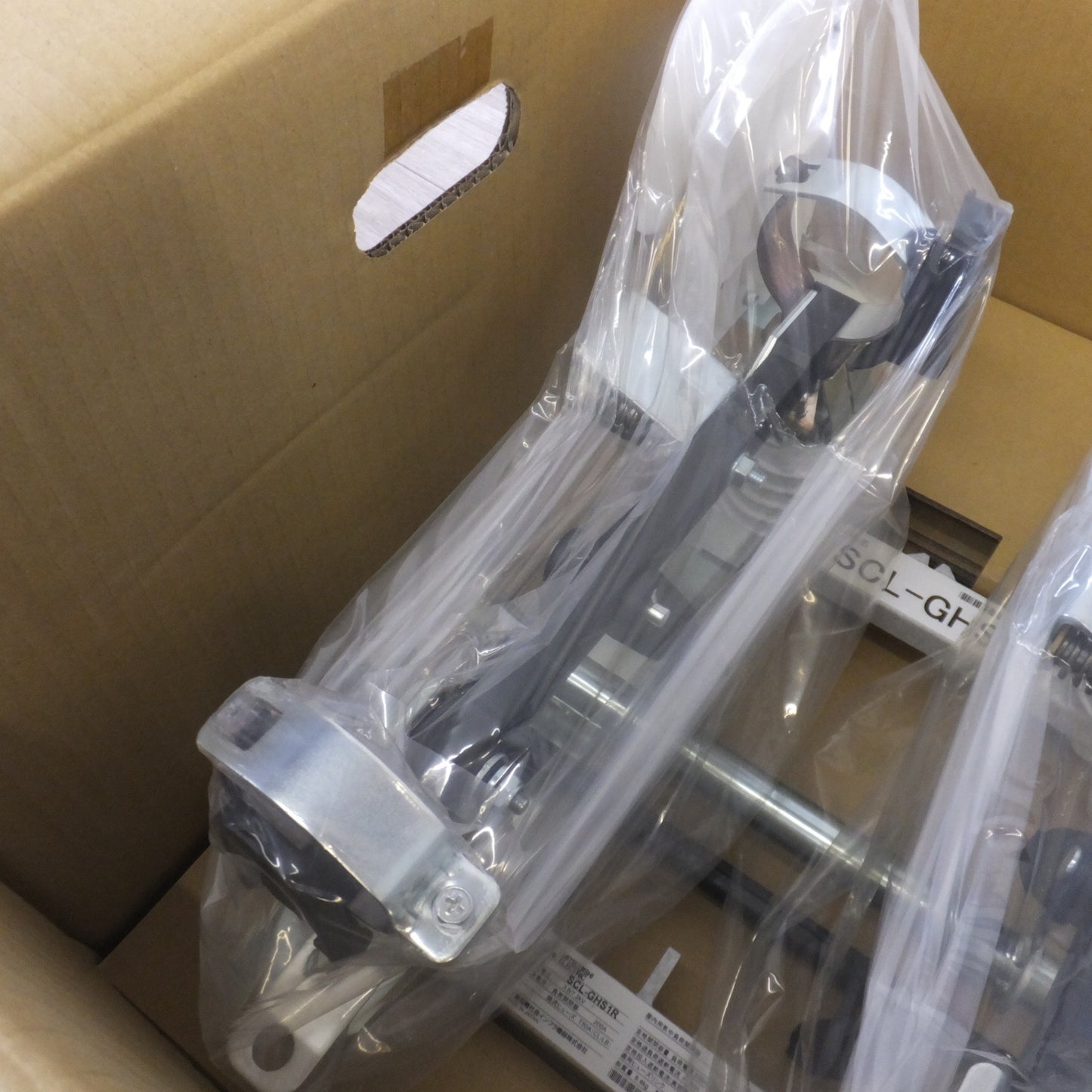 ●複数在庫有●[送料無料] 未使用★三菱 MITSUBISHI 負荷開閉器 断路器 SCL-GHS1R-NNY　3.6/7.2kV 200A　限流ヒューズ T50A(CL-LB)★