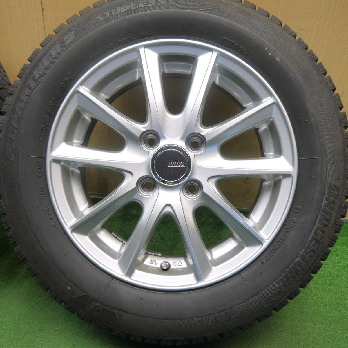 バリ溝！22年！キレイ！8.5分◎スタッドレス 175/65R14 ブリヂストン アイスパートナー2 PREO プレオ 14インチ PCD100/4H◎6091408Hス