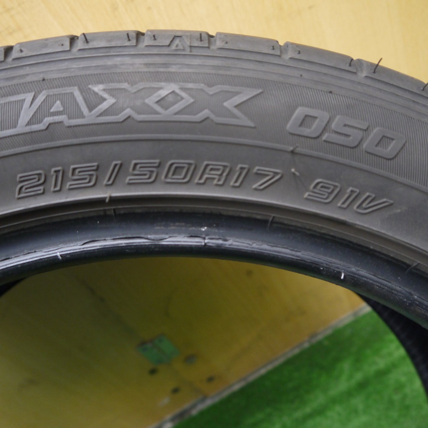 1本価格★215/50R17 ダンロップ SPスポーツマックス 050 タイヤ 17インチ レヴォーグ プリウスα ウィッシュ 等★5060911Hノタ