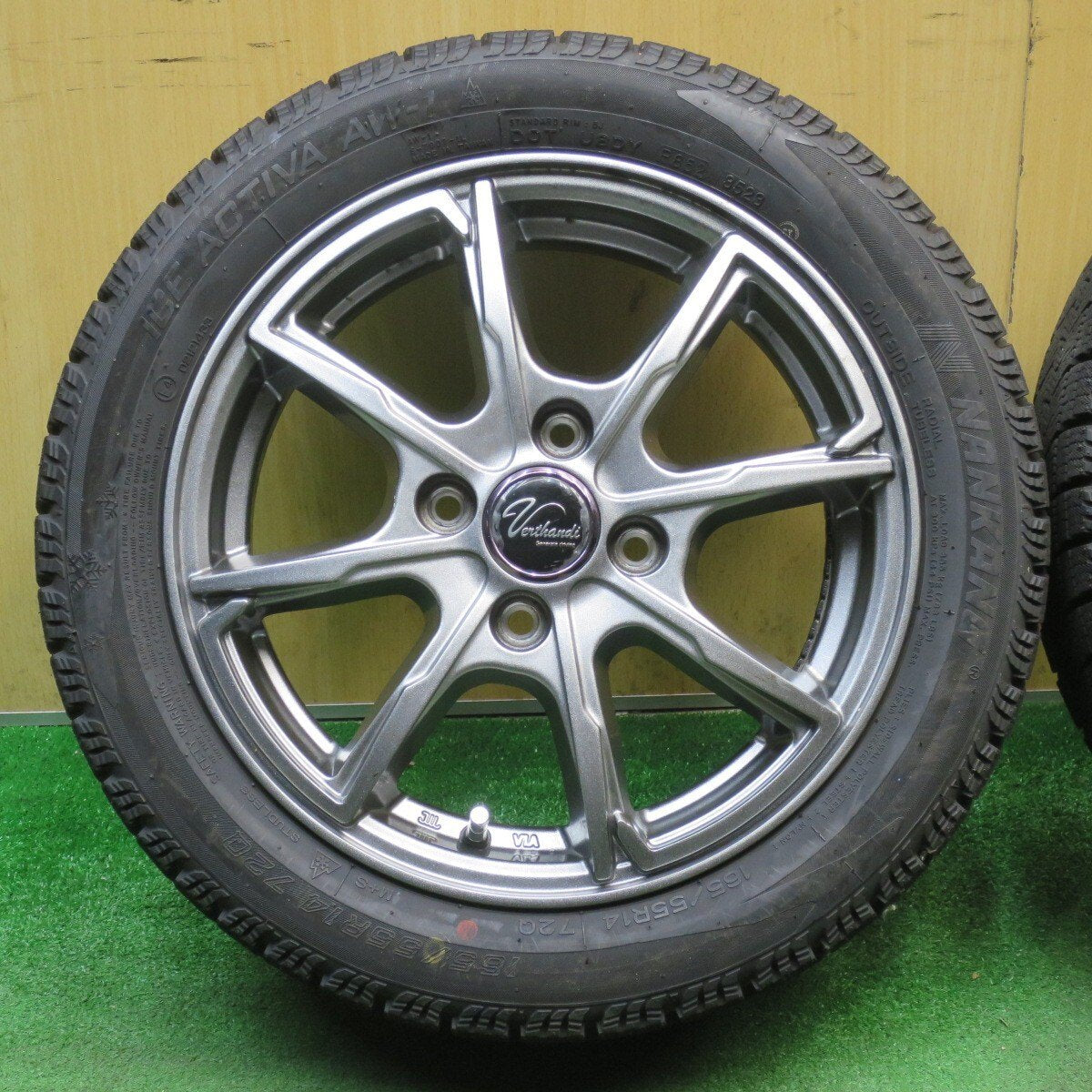 バリ溝！23年！9.5分★スタッドレス 165/55R14 ナンカン アイスアクティバ AW-1 Verthandi ヴェルザンディ 14インチ 軽サイズ ワゴンR ゼスト 等 PCD100/4H★6031804NJス