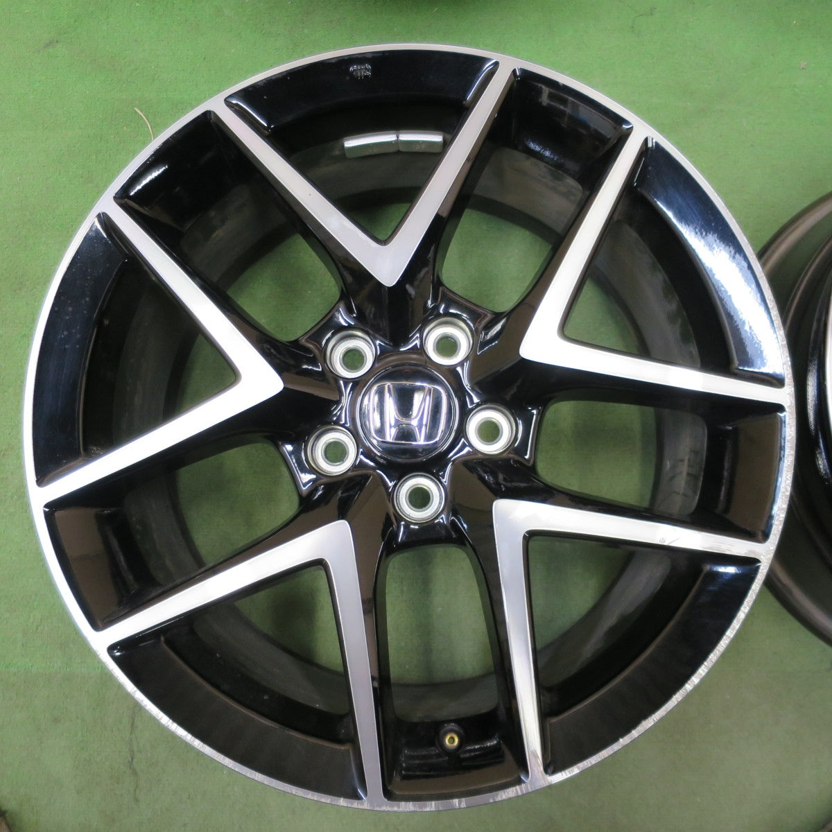 4本価格！付属品 消音装置 付き◎ホンダ FL1 FL4 シビック 純正 ホイール 18インチ 18×8J PCD114.3/5H◎6082402NGホ