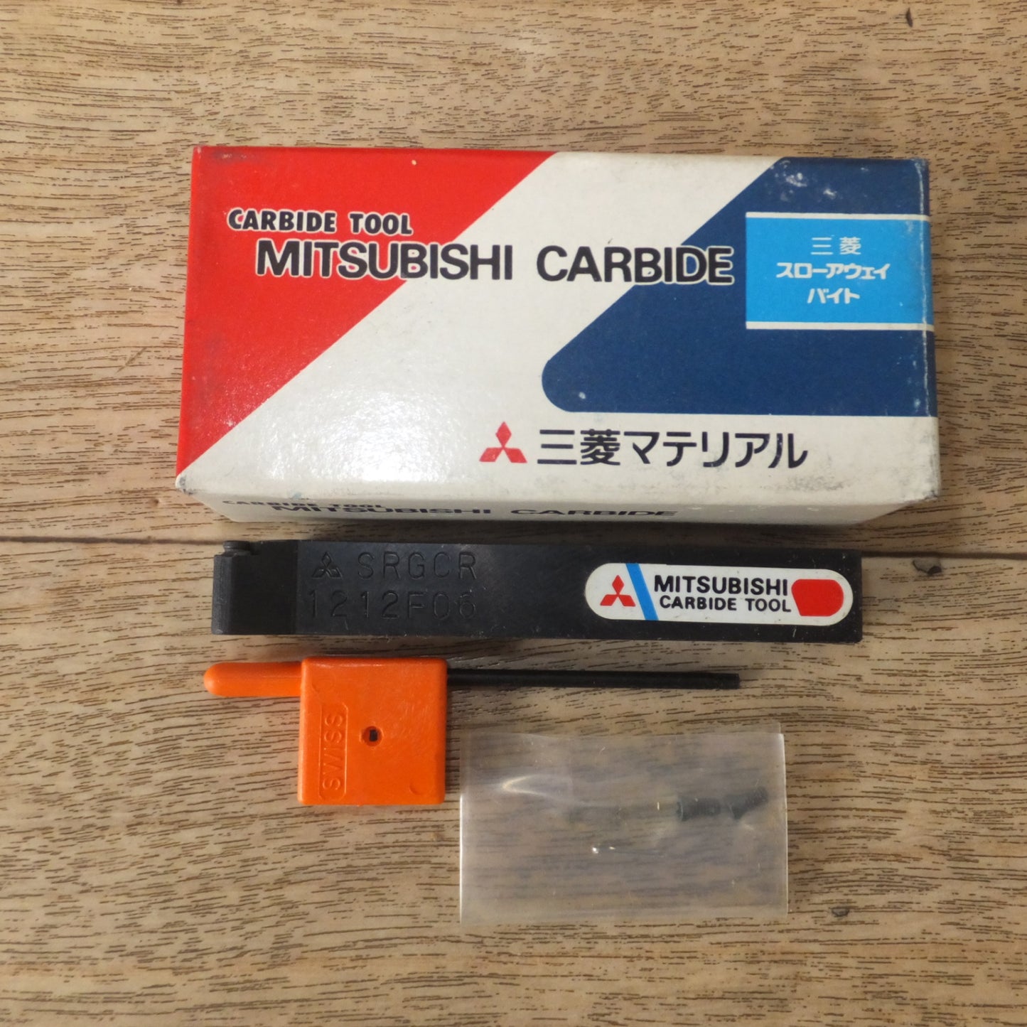 [送料無料] 未使用 含む★三菱 MITSUBISHI ボーリングバーシステム カーバイドツール スローアウェイバイト ダイヤチタニット 各種 70箱 セット★