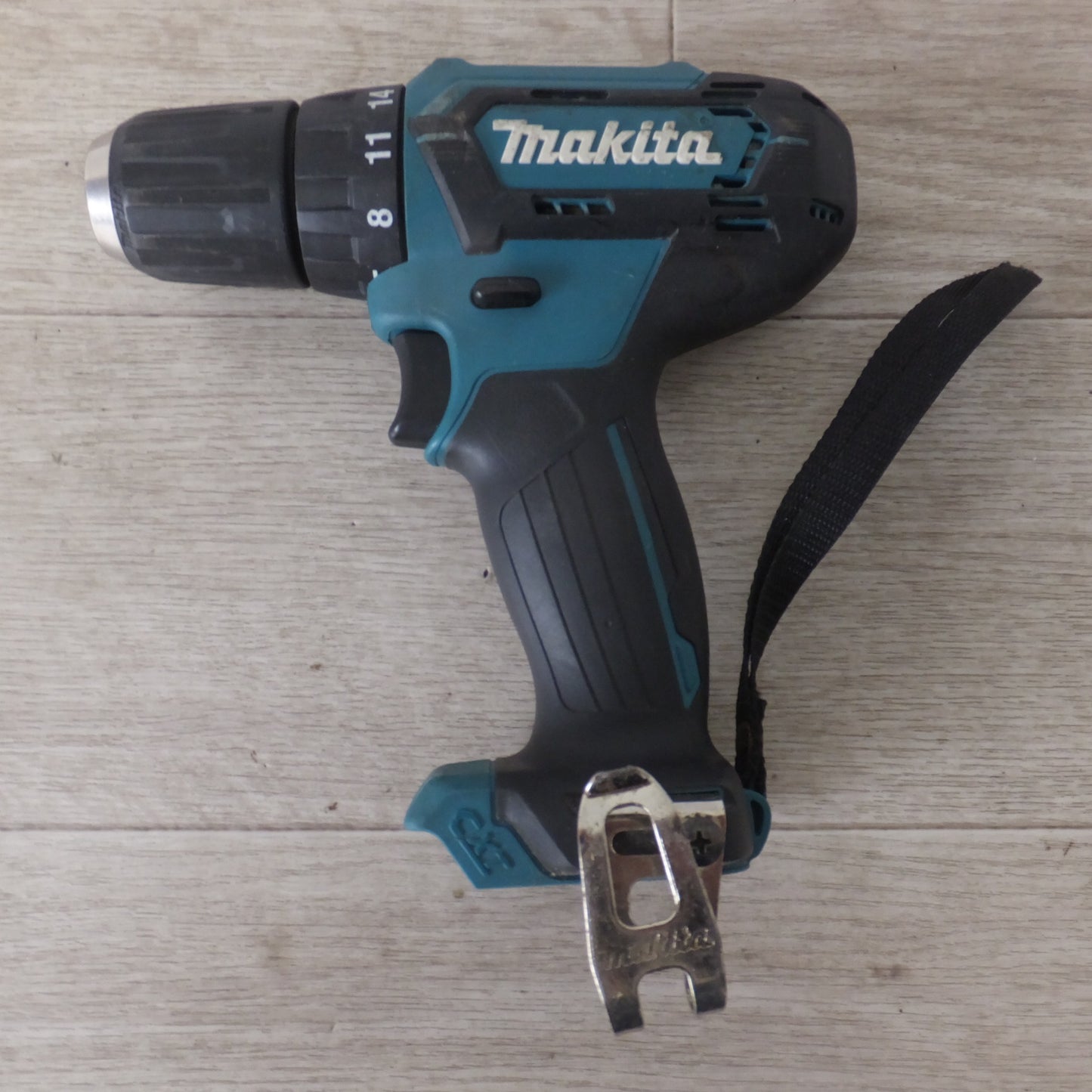 [送料無料] ★マキタ makita 充電式ドライバドリル DF333D 10.8V 本体のみ★