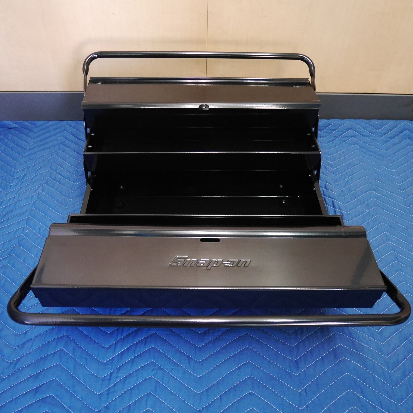 [送料無料] 未使用☆Snap-on スナップオン 携行型 ツール ボックス CTK19JKPC CANTILEVER BOX BLACK カンティレバー型 両開き 工具箱 ブラック 黒☆
