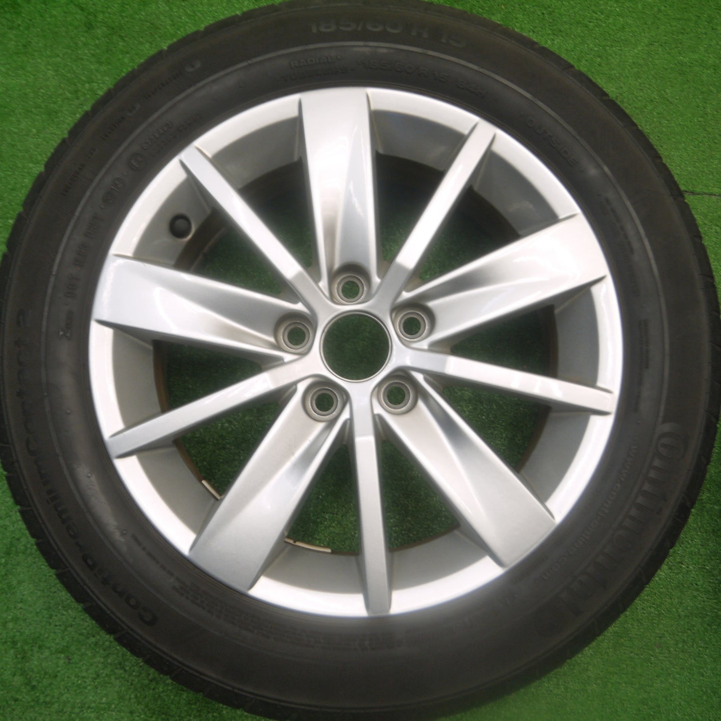 *送料無料* 4本価格★ワーゲン ポロ 純正 185/60R15 コンチネンタル コンチプレミアム コンタクト2 15インチ PCD100/5H★4082608Hノ