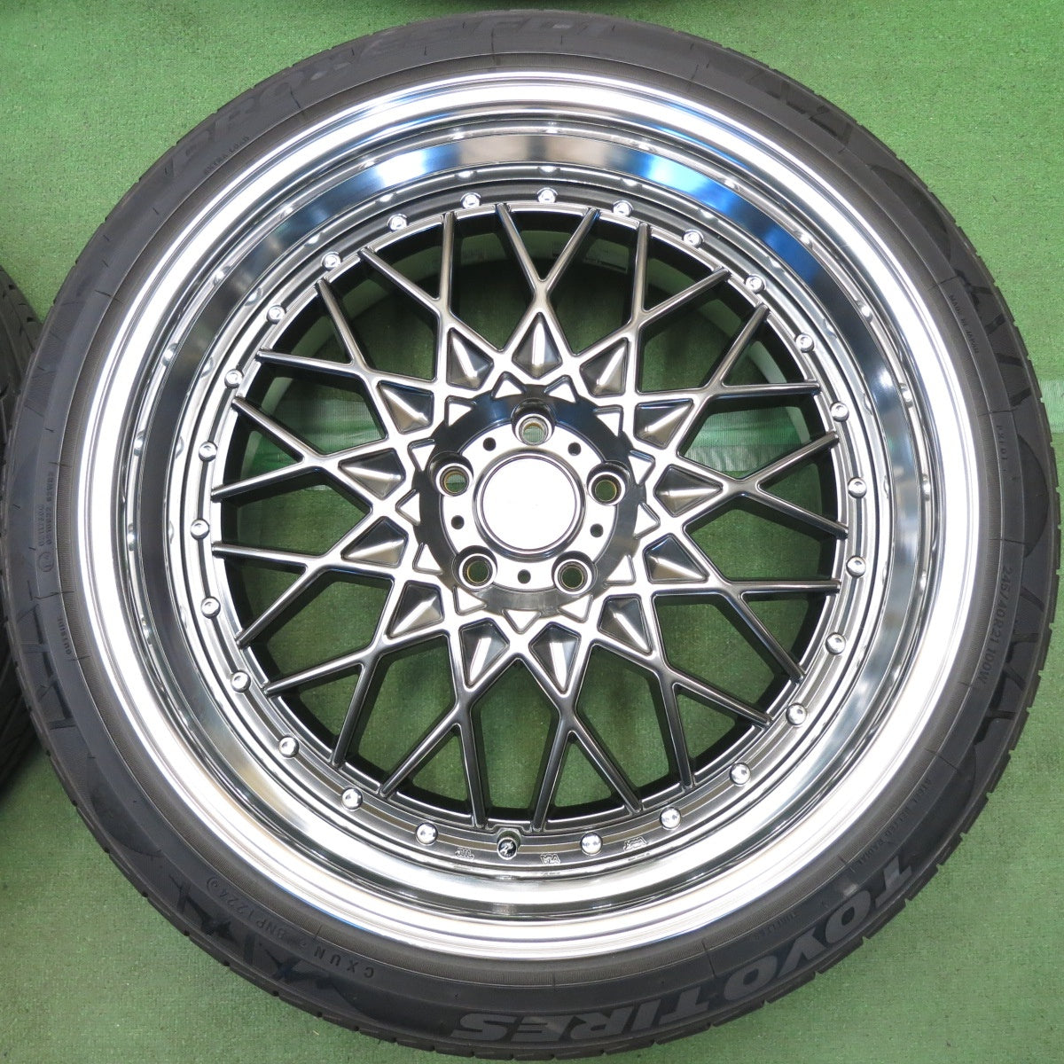 キレイ！24年◎MAVERICK 1613M 245/40R21 トーヨー プロクセス FD1 マーベリック 21インチ PCD114.3/5H◎6100404HAノ