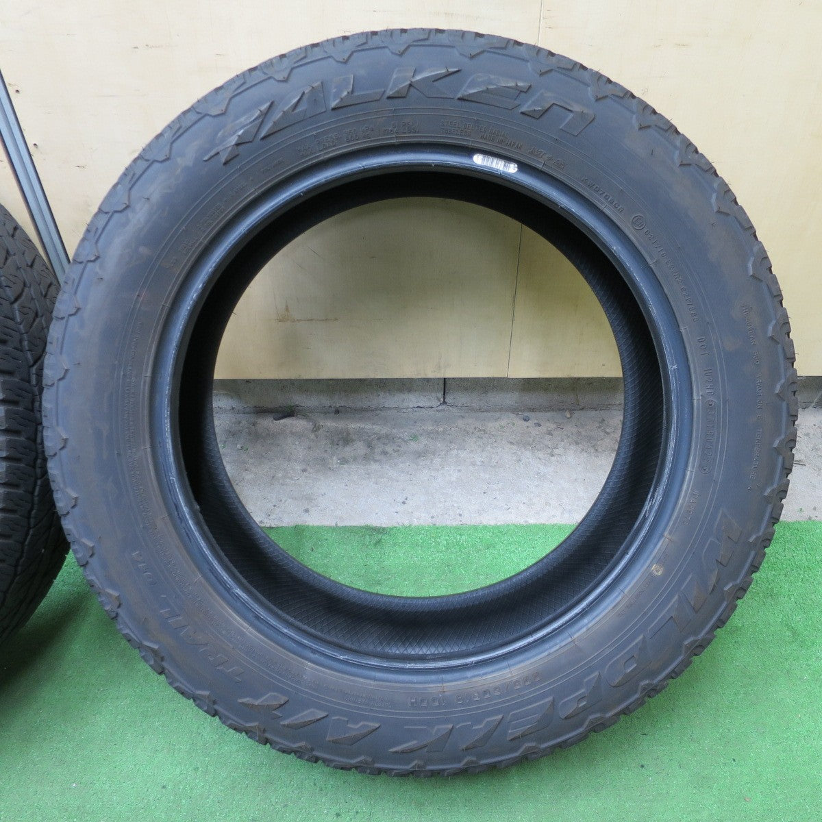 バリ溝！25年！9.5分★225/60R18 ファルケン WILDPEAK A/T TRAIL 01A タイヤ 18インチ ハリアー RAV4 CX-5 等★6022302NGノタ