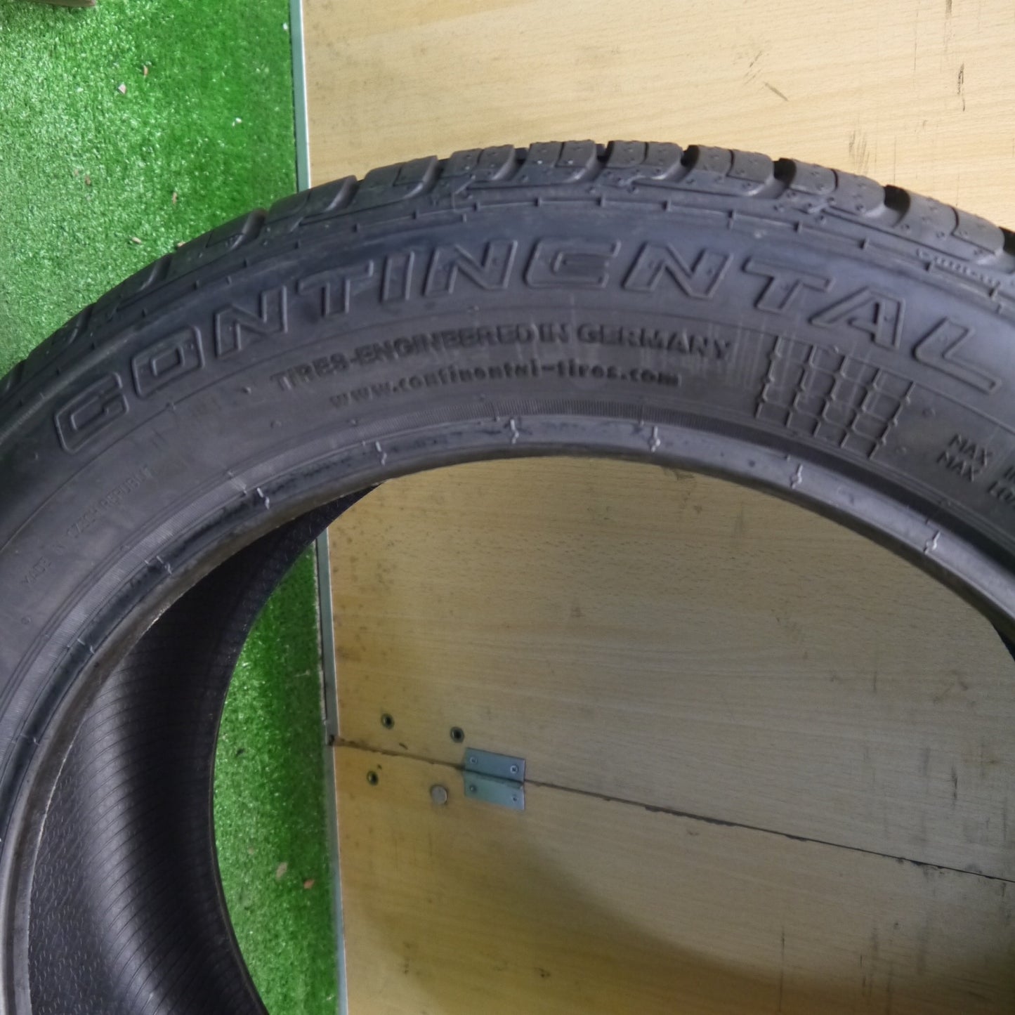 未使用！22年！1本★255/45R19 コンチネンタル クロスコンタクト MO 19インチ ベンツ 承認 タイヤ Sクラス 等★6040307Hノタ