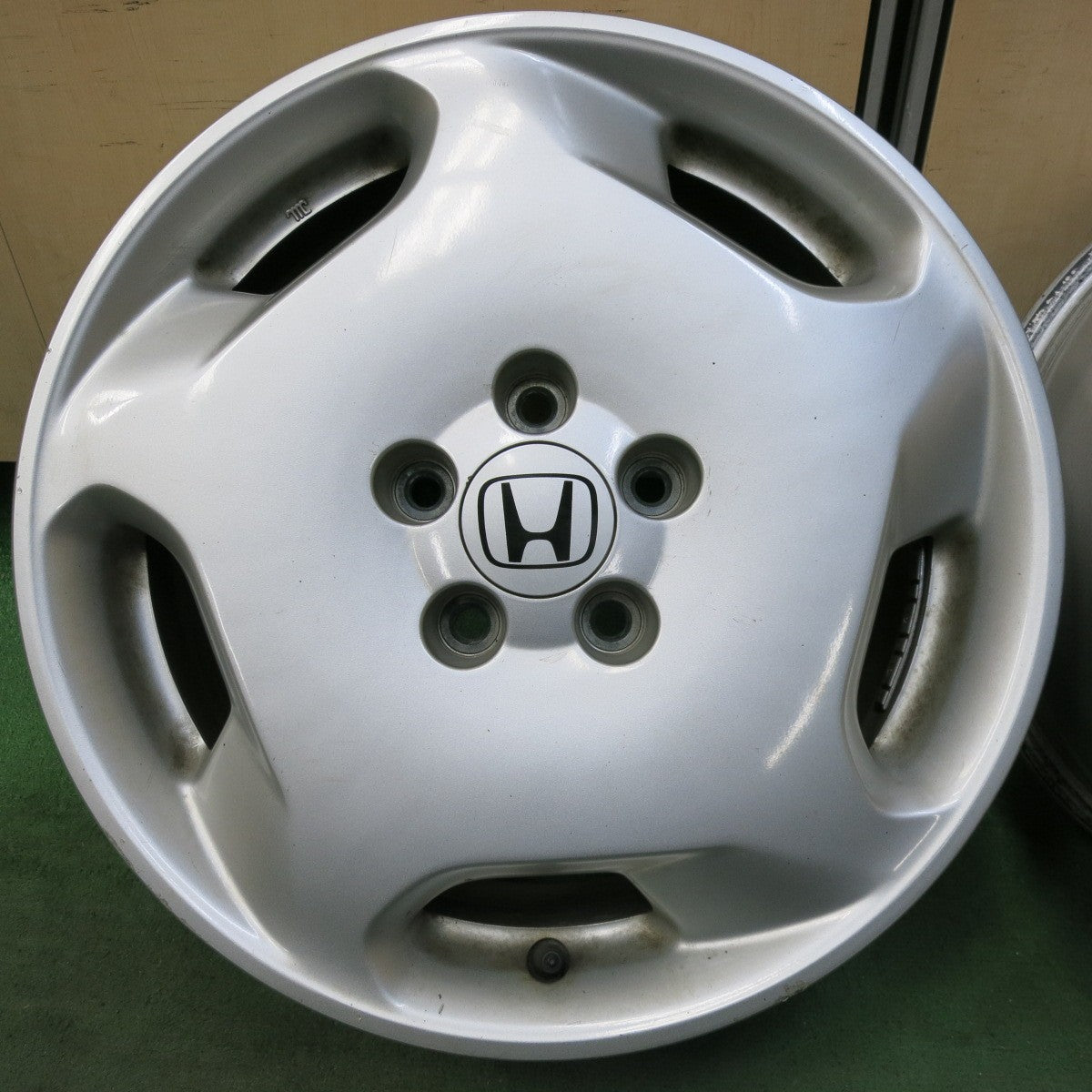 RB3オデッセイ純正タイヤホイール4本セット オデッセイ rb3 純正