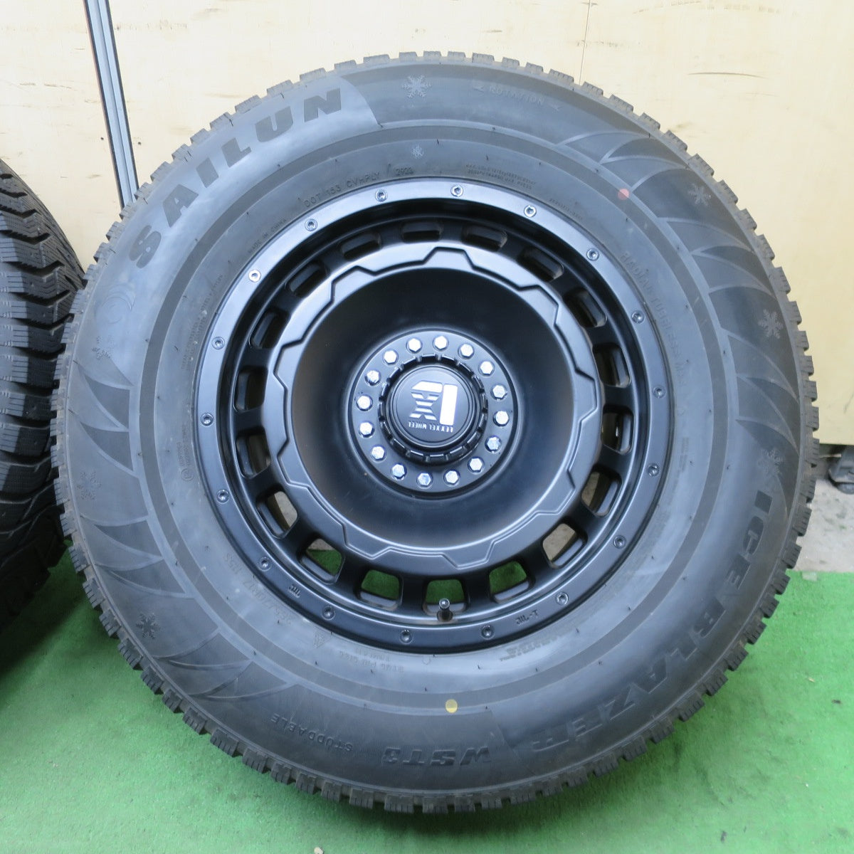バリ溝！23年！キレイ！9分★スタッドレス 265/70R17 サイルン ICE BLAZER WST3 LEXXEL WHEEL レクセル 17インチ PCD139.7/6H★6060301NGス