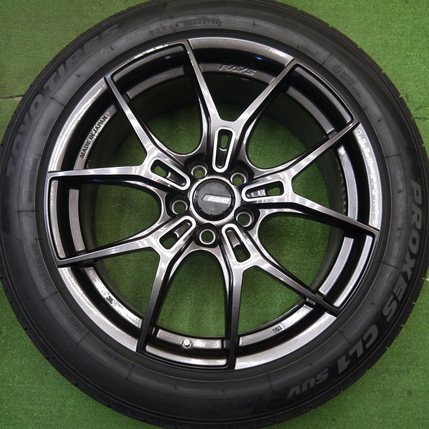 [送料無料] バリ溝！23年！キレイ！9.5分★RAYS gram LIGHTS GL-57FXZ 225/55R19 トーヨー プロクセス CL1 SUV 19インチ レイズ グラムライツ PCD114.3/5H★5032102Hノ