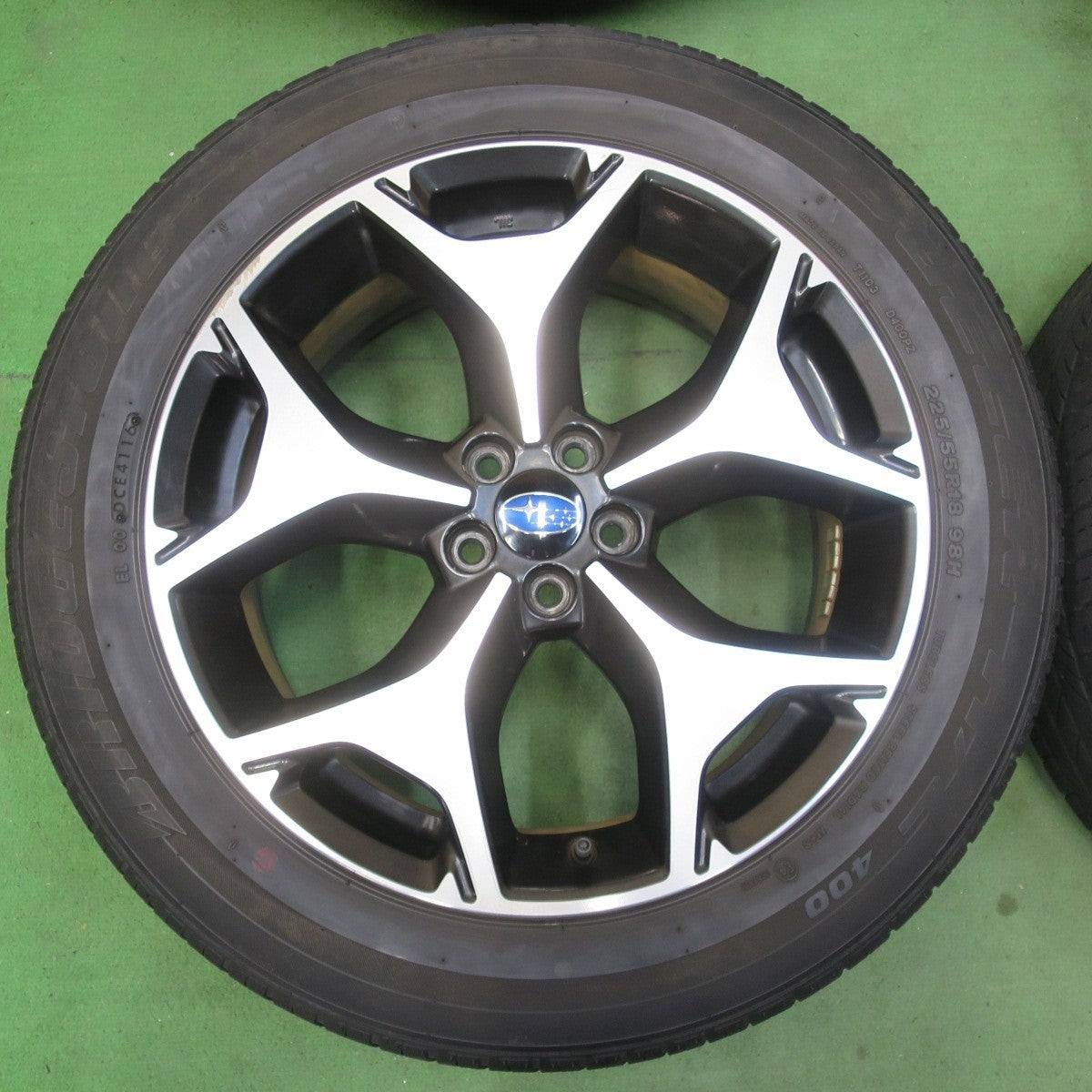 キレイ★スバル SJ系 フォレスター 純正 225/55R18 ブリヂストン デューラー H/L 400 18インチ PCD100/5H★5040802イノ