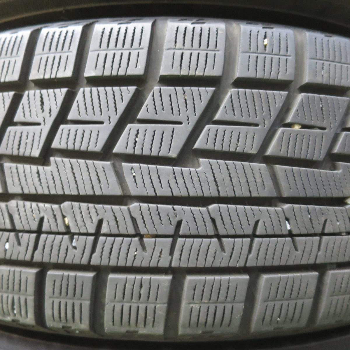 バリ溝！キレイ！9.5分★日産 デュアリス 純正 215/60R17 スタッドレス ヨコハマ アイスガード iG60 17インチ PCD114.3/5H★6022503イス