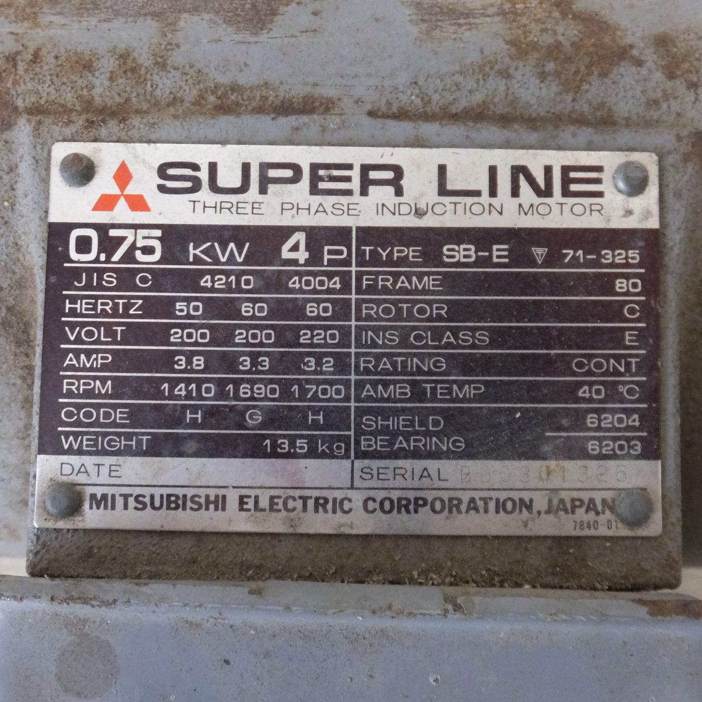 [送料無料] 現状品★三菱 MITSUBISHI 三相モーター SUPER LINE SB-E　0.75KW 4P 200/220V 50/60Hz★