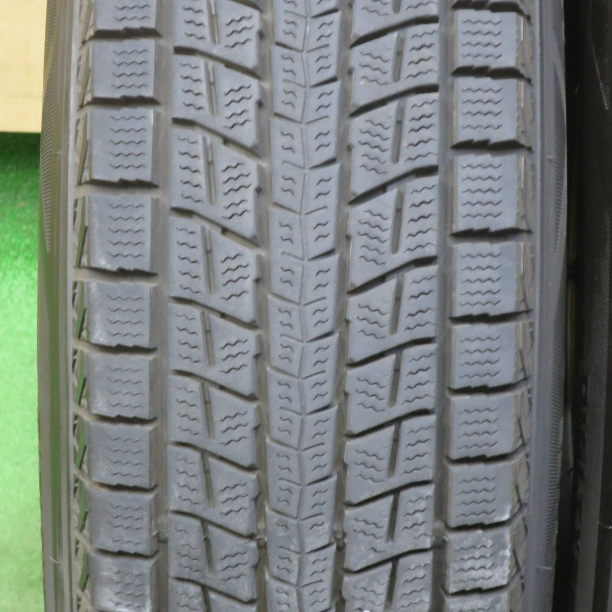 バリ溝！21年！キレイ！9分★ジムニー MAD CROSS JB-01 195/80R15 スタッドレス ダンロップ ウインターマックス SJ8+ 15インチ マッドクロス PCD139.7/5H★5112802TTス