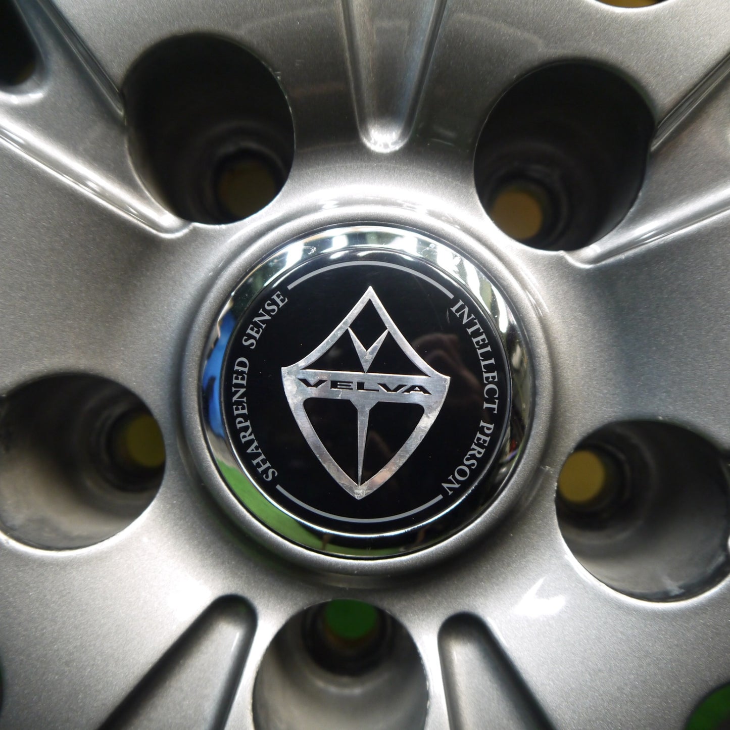 バリ溝！9分★スタッドレス 205/60R16 ダンロップ DSX-2 VELVA ヴェルヴァ 16インチ PCD114.3/5H★5040910Hス