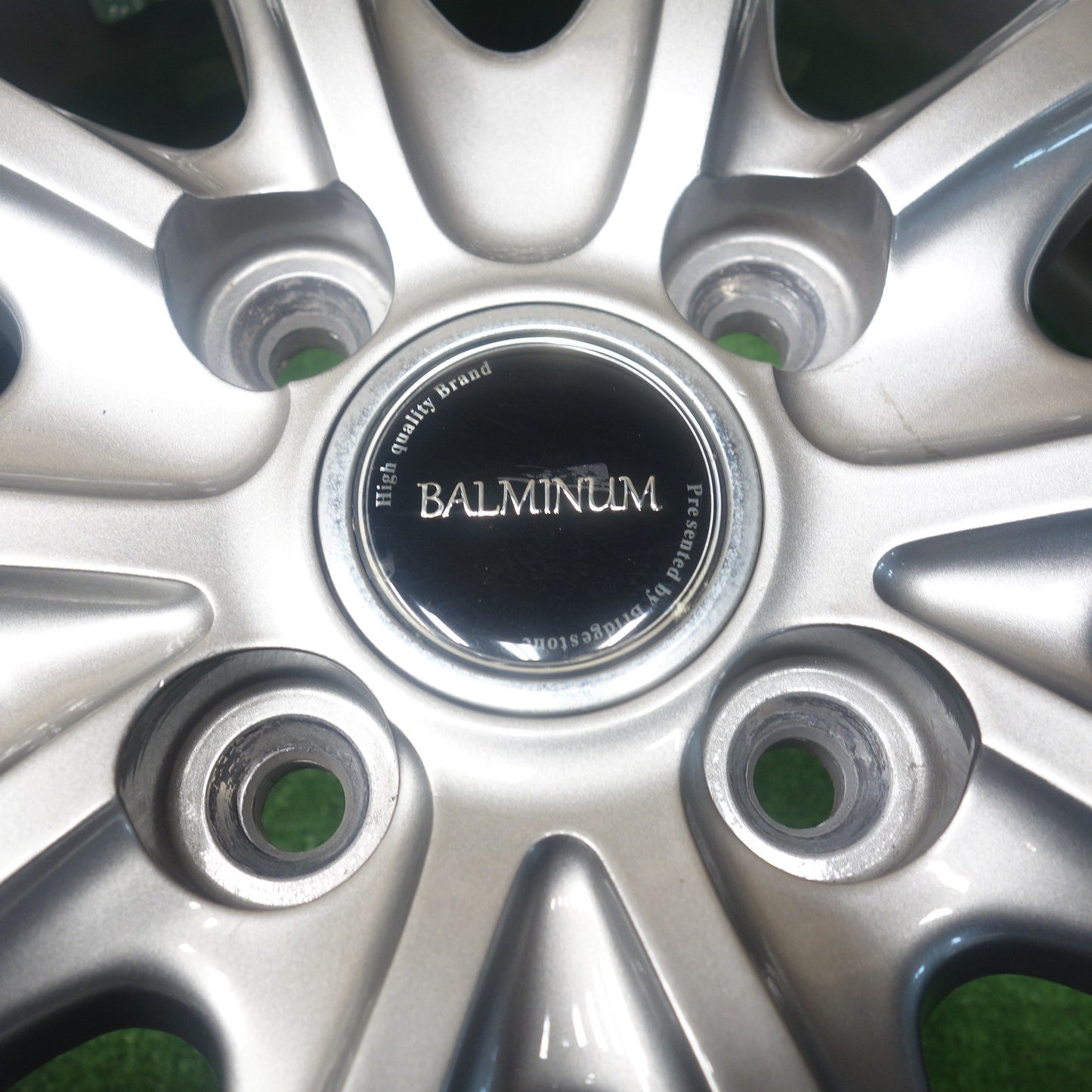 超バリ溝！24年！ほぼ10分◎スタッドレス 185/60R15 ブリヂストン ブリザック VRX3 BALMINUM TR10 バルミナ 15インチ PCD100/4H◎6062003KTス