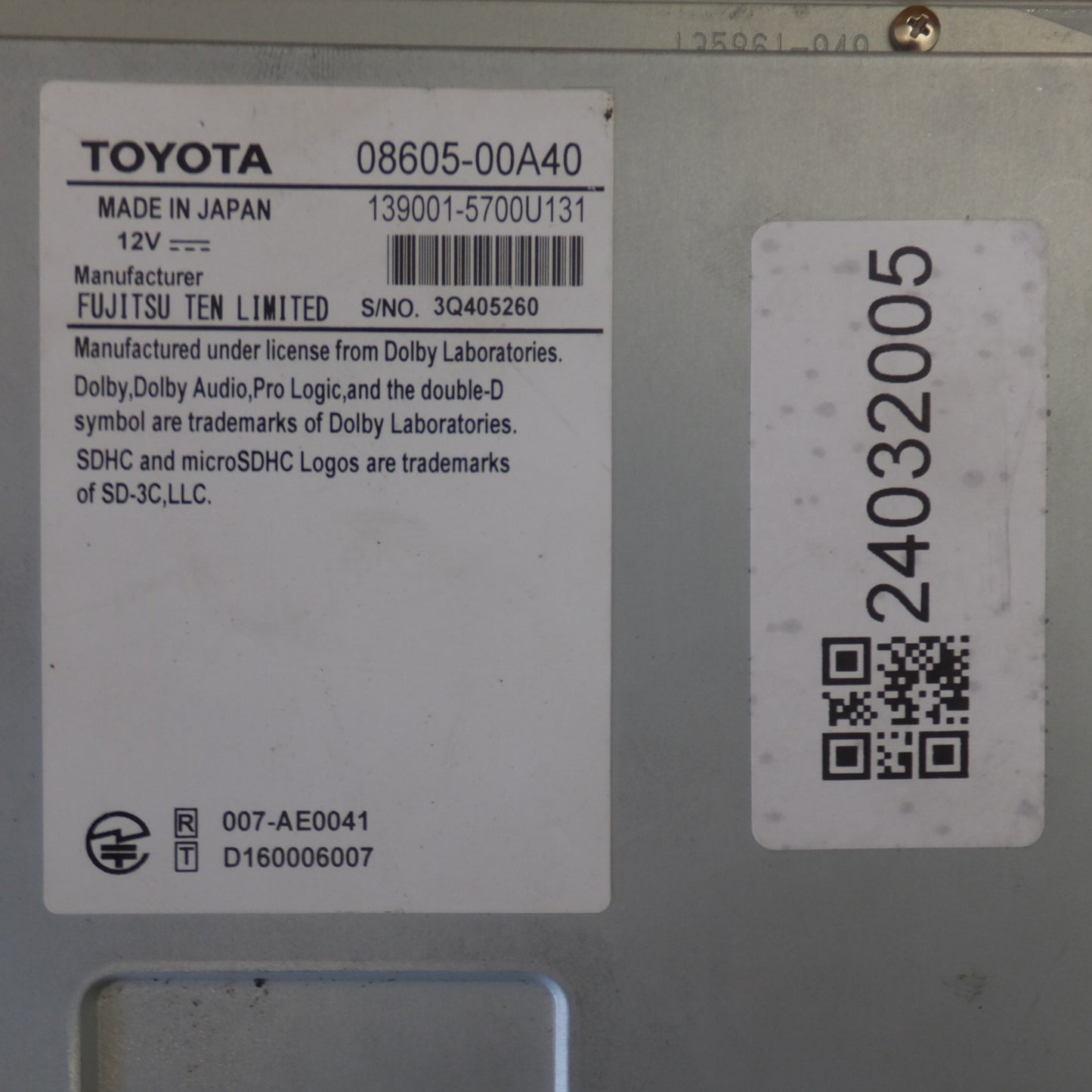 [送料無料] ジャンク★富士通テン製 トヨタ TOYOTA 純正 SDナビゲーション 08605-00A40 NSZT-Y66T★