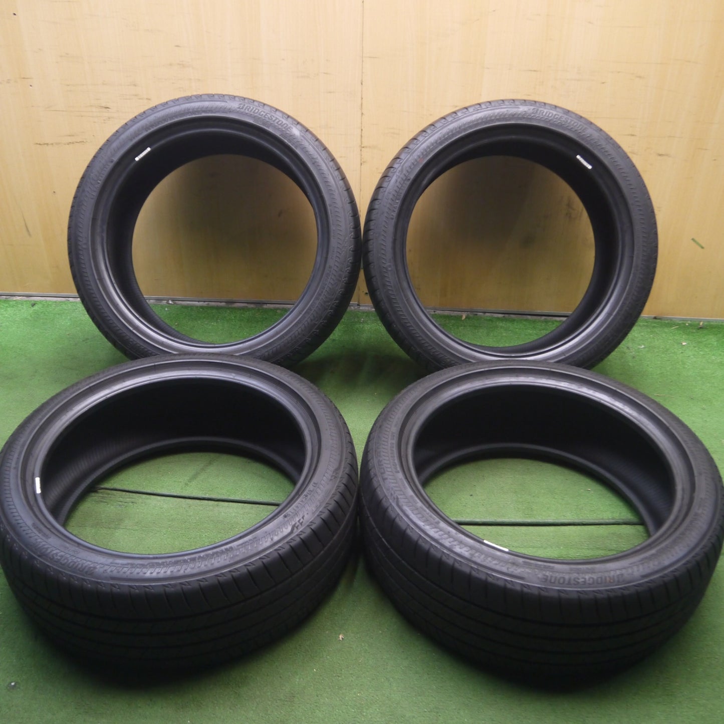 *送料無料* バリ溝！9.5分★245/45R20 275/40R20 ブリヂストン トランザ T005 タイヤ 20インチ レクサス LC LS 等★4050705Hノタ