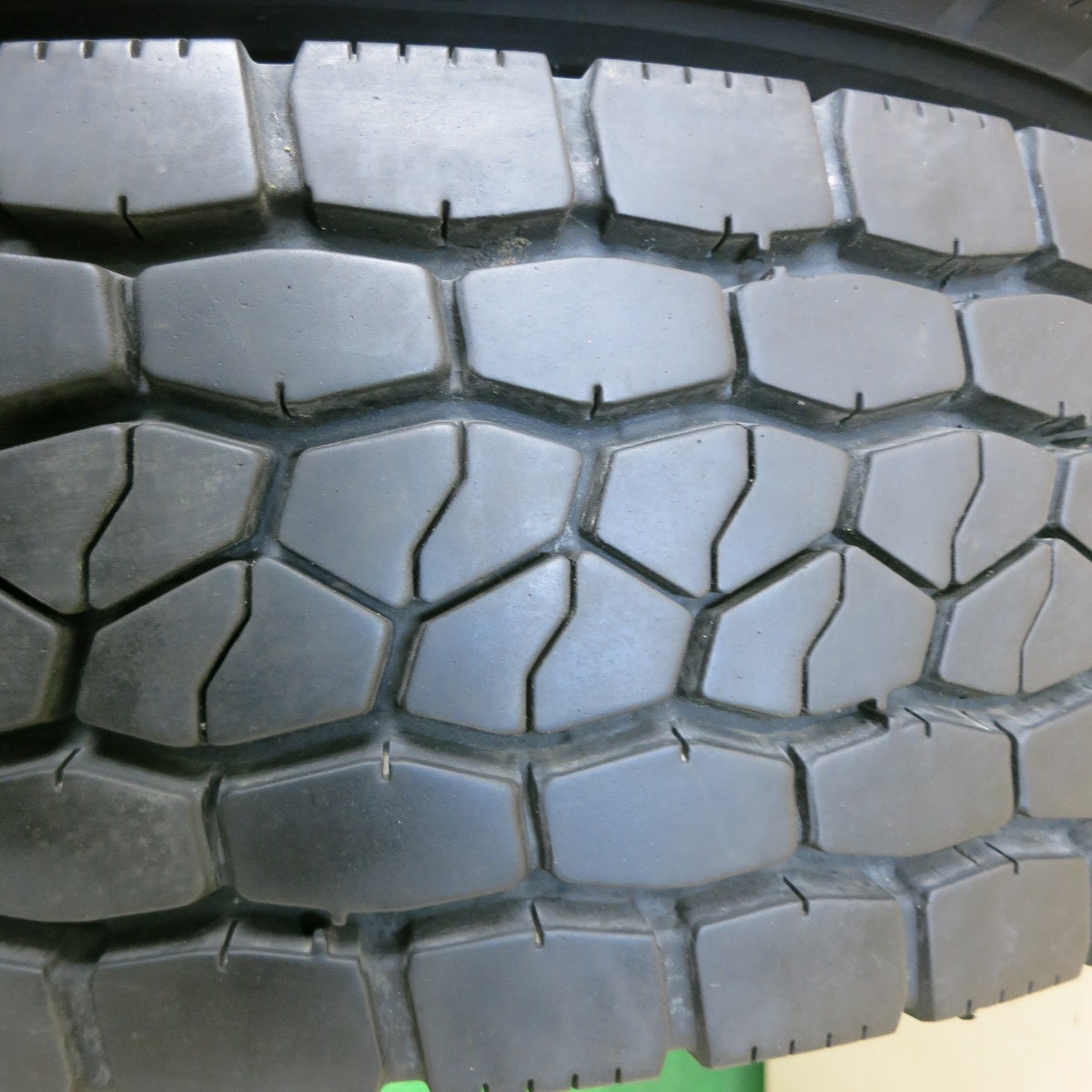 [送料無料] バリ溝！21年！ほぼ10分！2本★トラック タイヤ 225/80R17.5 123/122L ブリヂストン M800 ミックス オールシーズン 17.5インチ★5031107ナスタ