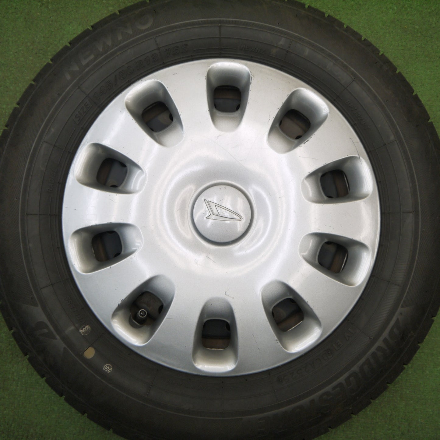 バリ溝！25年！8.5分★ダイハツ タント ミラ ムーヴ 等 純正 スチール 145/80R13 ヨコハマ BluEarth-ES ES32 13インチ PCD100/4H★6030908Hノ
