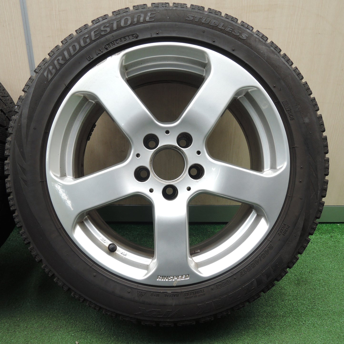*送料無料* 4本価格★ベンツ 等 RINSPEED 245/45R17 スタッドレス ブリヂストン ブリザック VRX リンスピード PCD112/5H★4030701NJス