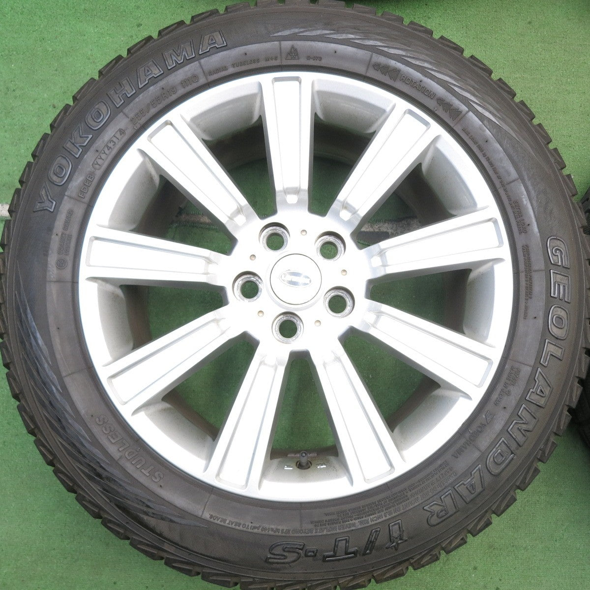 バリ溝！9分★ランドローバー 等 LAYBRICK 255/55R19 スタッドレス ヨコハマ ジオランダー i/T-S レイブリック 19インチ PCD120/5H★5080207HAス