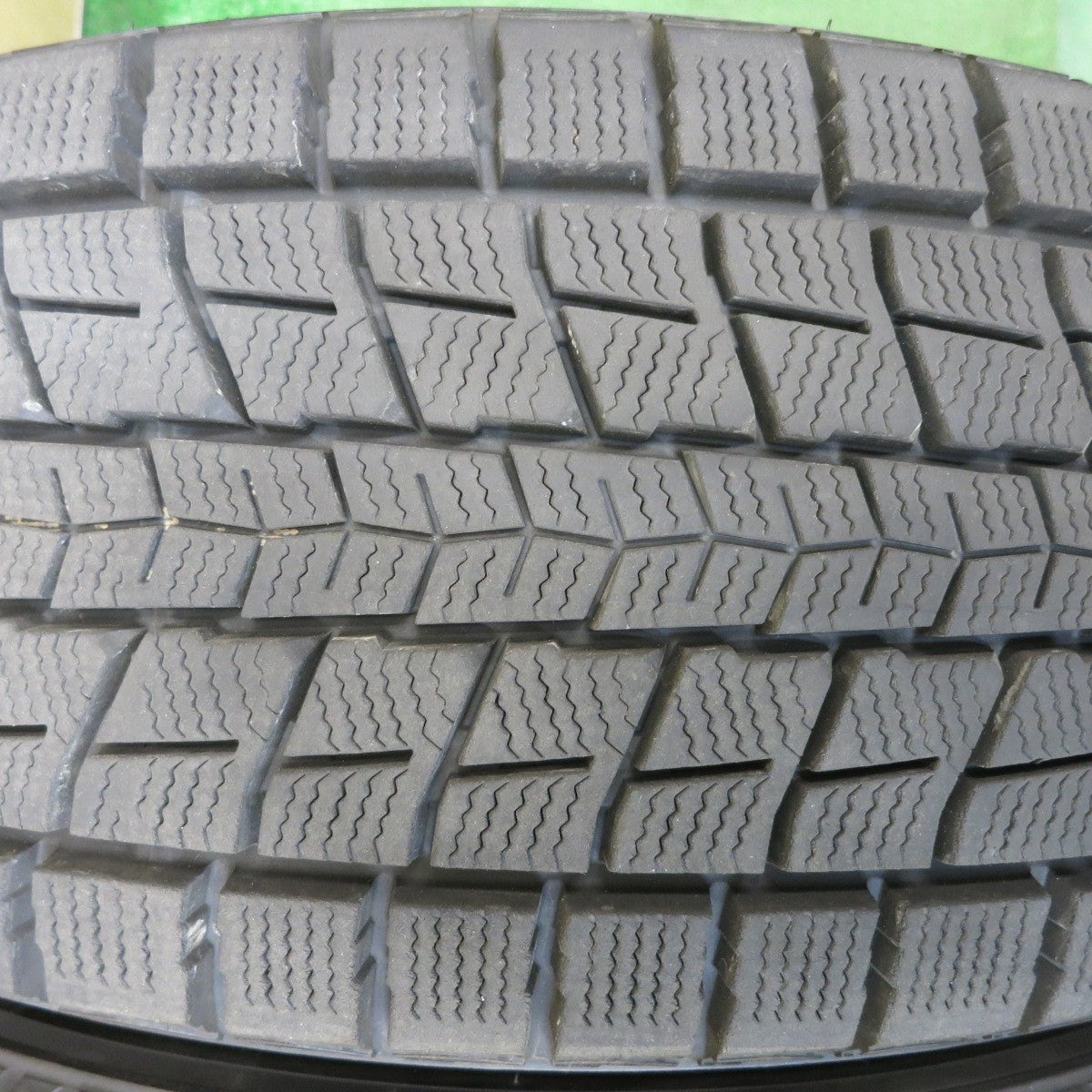 バリ溝！23年！キレイ！9.5分◎ワーゲン 等 smartline 365 235/55R18 スタッドレス ダンロップ ウインターマックス SJ8 SJ8+ スマートライン 18インチ PCD112/5H◎6100803HAス