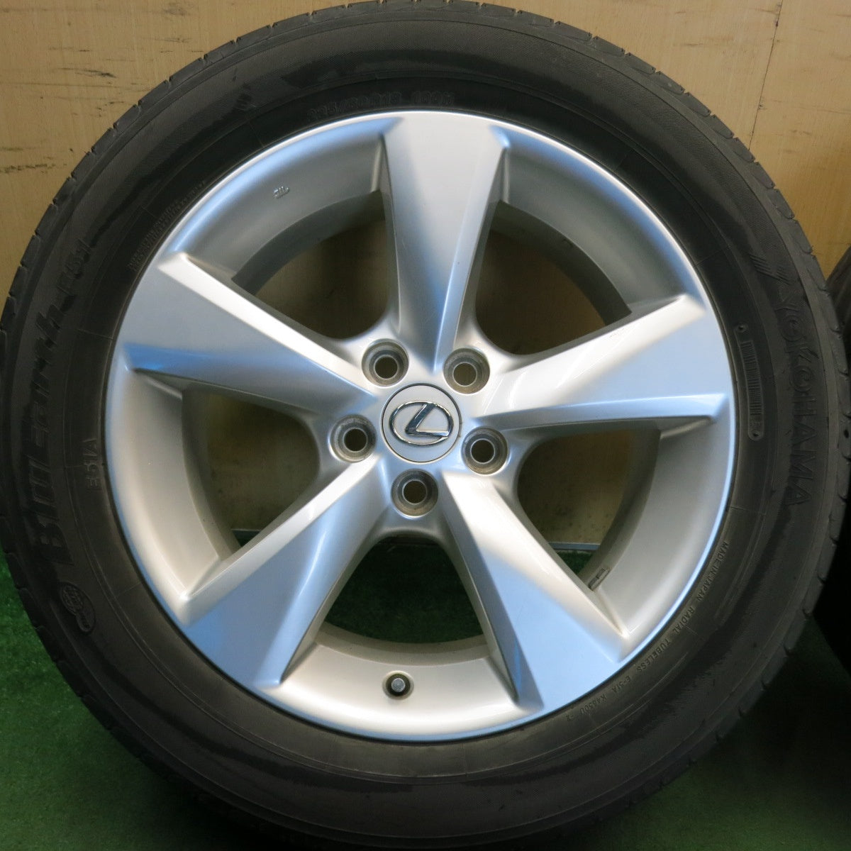 キレイ◎レクサス 10系 RX 純正 225/60R18 ヨコハマ ブルーアース E51 E51A 18インチ PCD114.3/5H◎6082308HAノ