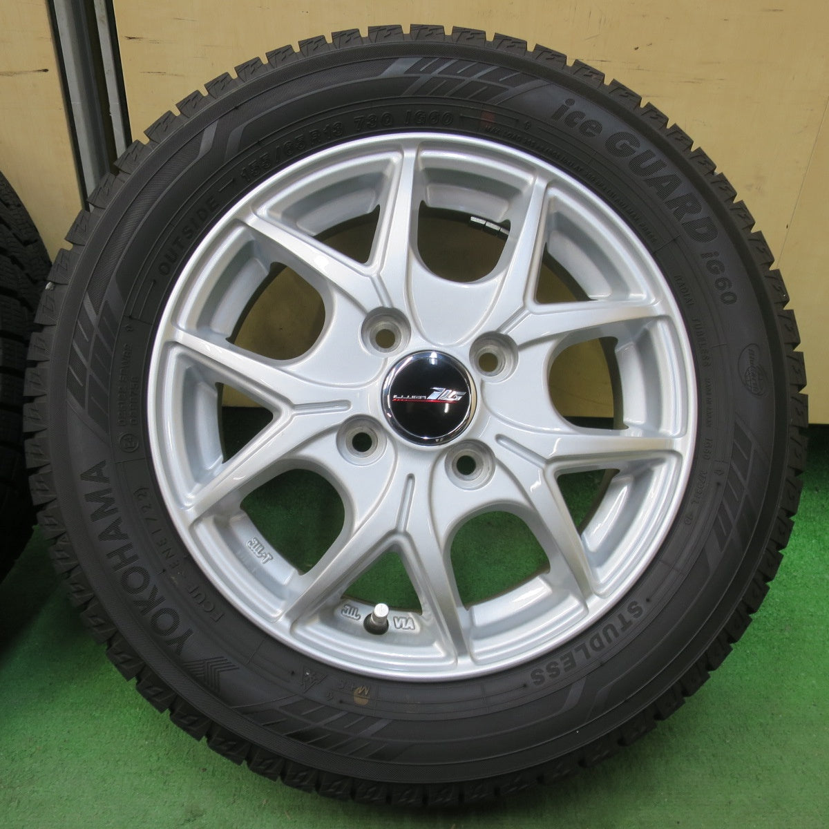 バリ溝！22年！キレイ！ほぼ10分★スタッドレス 155/65R13 ヨコハマ アイスガード iG60 ILLUGA 13インチ PCD100/4H★6013113イス