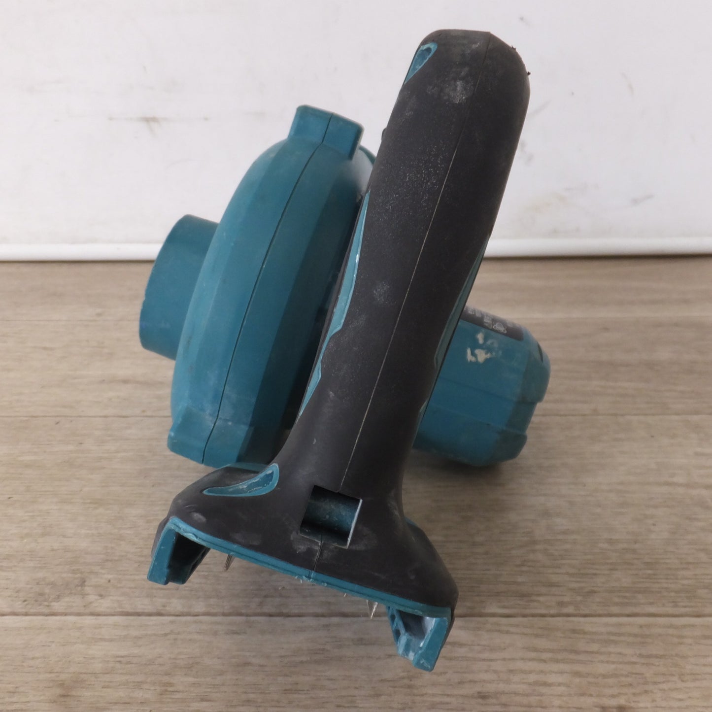 [送料無料] ★マキタ makita 充電式ブロワ UB185D 18V 本体のみ★