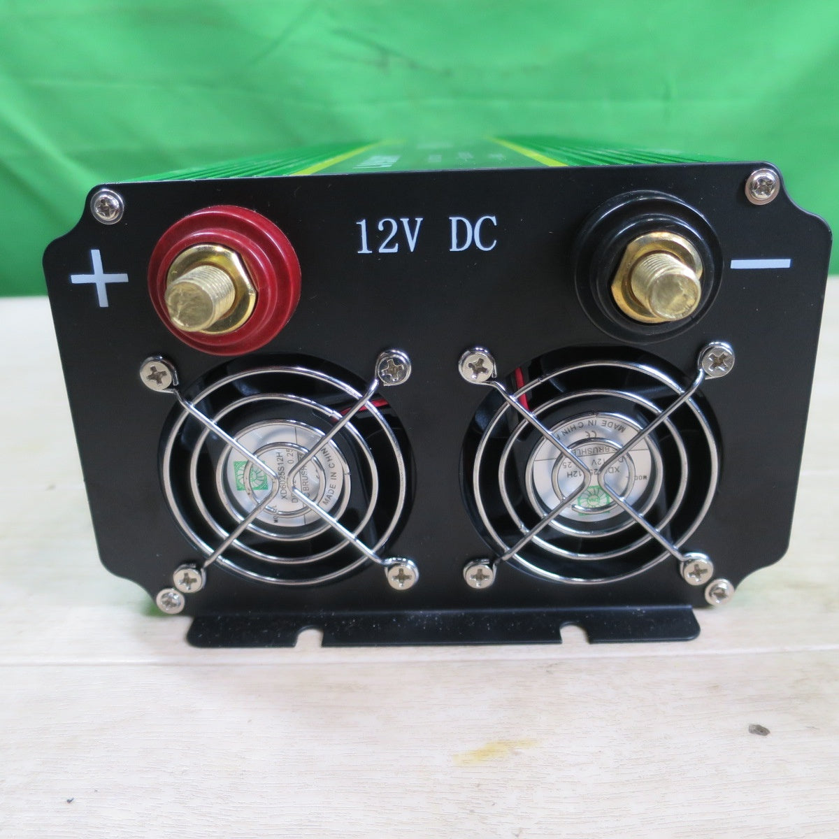 未使用！リモコン付き☆LVYUAN 正弦波 パワー インバーター Pure Sine Wave 12V 2000W リョクエン 電力 供給☆
