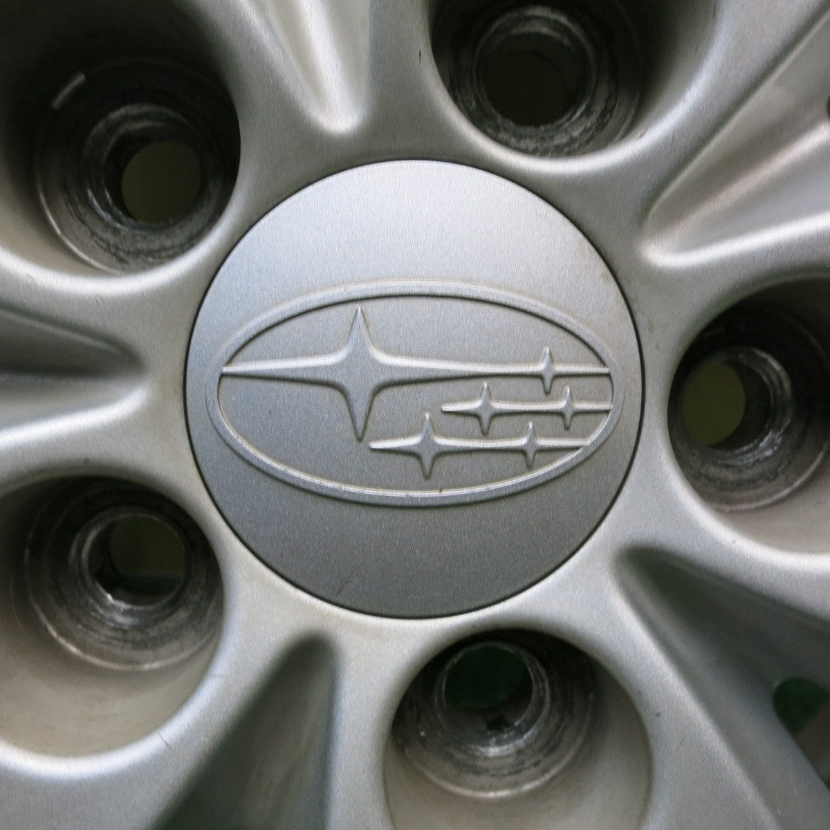 バリ溝！24年！9.5分★スバル インプレッサ 純正 205/60R16 ヨコハマ BluEarth-GT AE51 ブルーアース 16インチ PCD100/5H★6040521HAノ