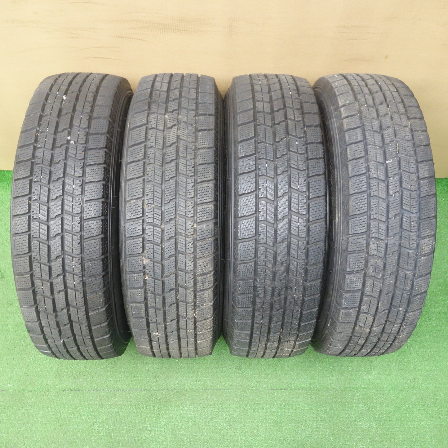 バリ溝！ほぼ10分★スタッドレス 175/70R14 グッドイヤー アイスナビ7 ravrion RS01 ラブリオン 14インチ PCD100/4H★6032702KTス