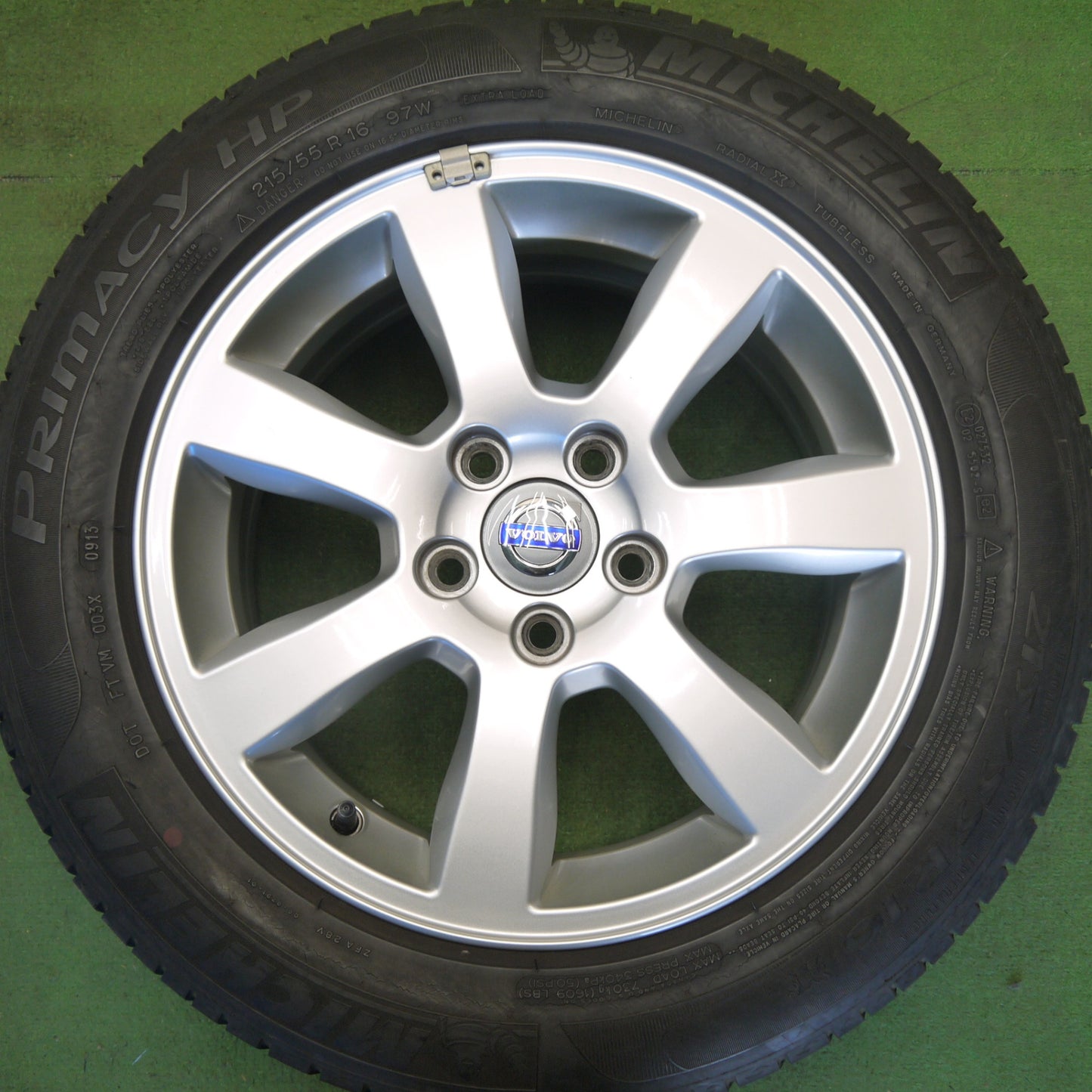 バリ溝！キレイ！9.5分★ボルボ V60 S60 純正 215/55R16 ミシュラン プライマシー HP 16インチ PCD108/5H★6041404Hノ