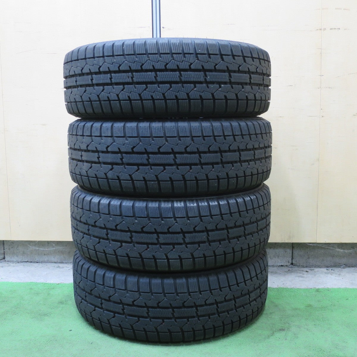 バリ溝！23年！キレイ！ほぼ10分◎トヨタ アリオン プレミオ 純正 195/55R16 スタッドレス トーヨー ガリット GIZ 16インチ PCD100/5H◎6101603NGス