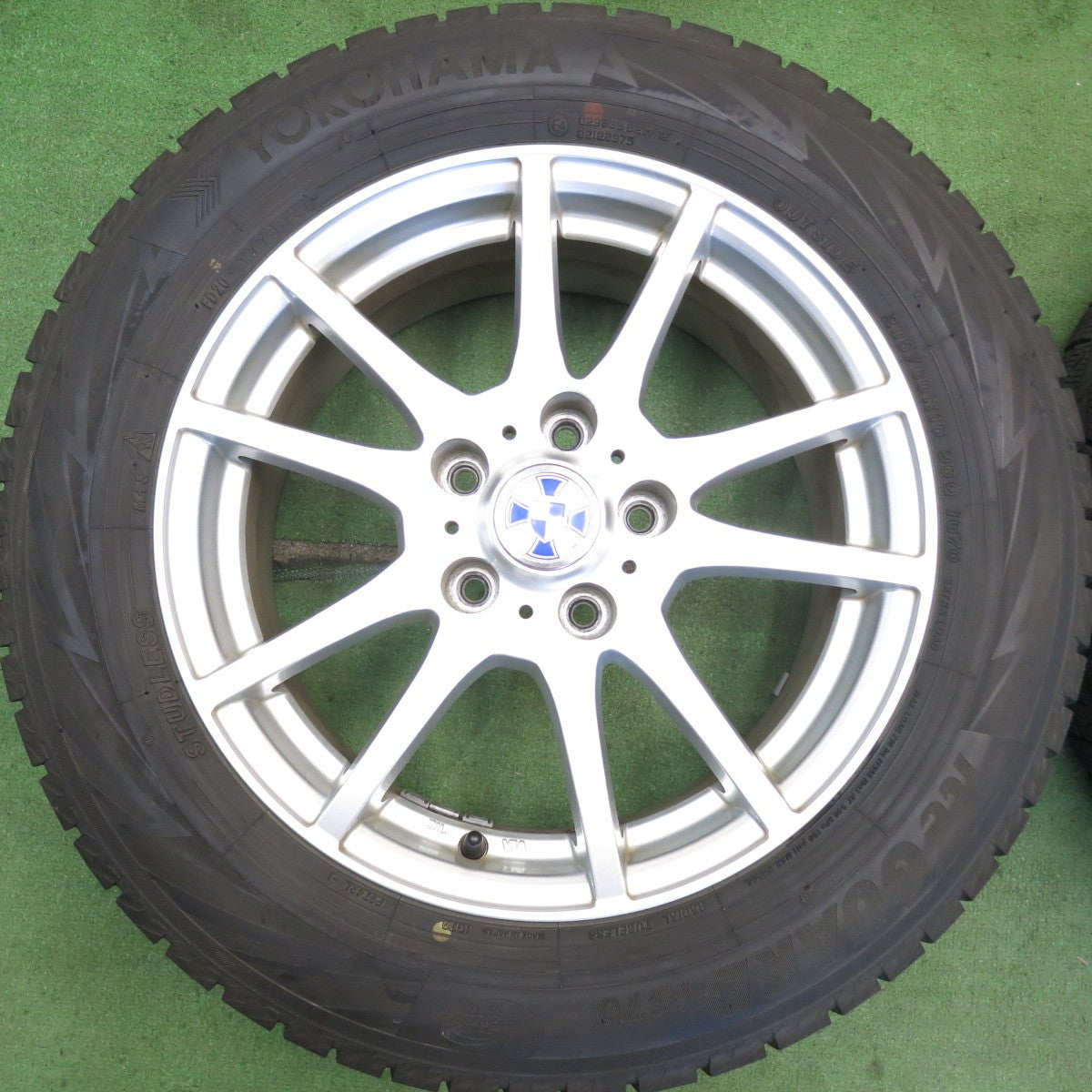 バリ溝！9.5分★スタッドレス 205/60R16 ヨコハマ アイスガード iG70 GMach 16インチ PCD114.3/5H★6060402HAス