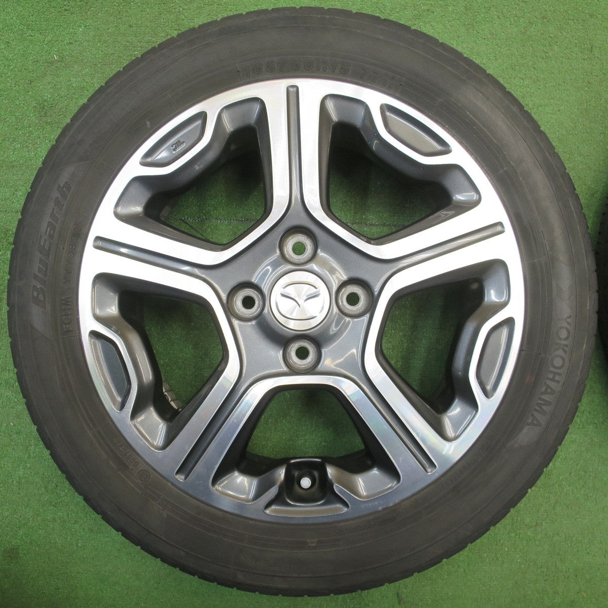 4本価格！22年★マツダ フレア クロスオーバー スズキ ハスラー 純正 165/60R15 ヨコハマ ブルーアース AE01 15インチ PCD100/4H★6021103NJノ
